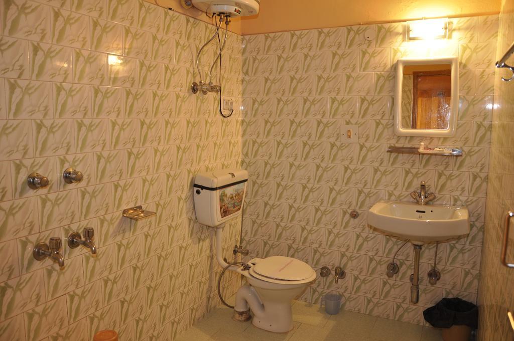 Hotel Natraj Manali
