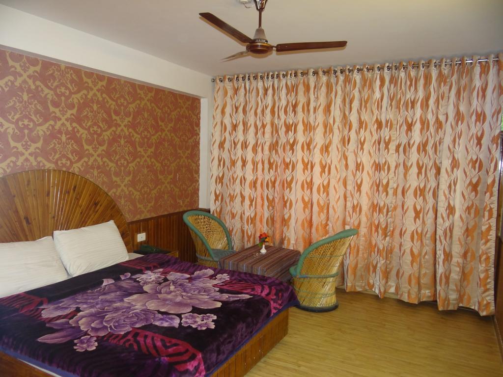Natraj Manali Dharamshala