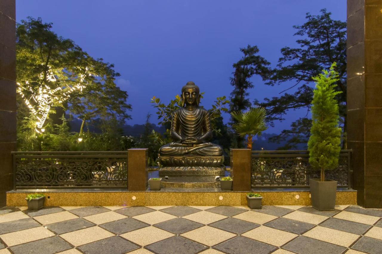 Dhauladhar Heights Hotel
