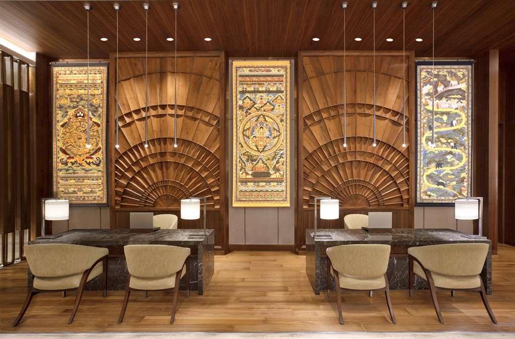 Hyatt Regency 5*