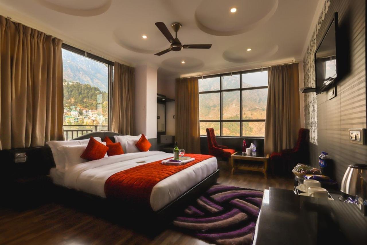 The Near Mall Road Hotel 3*