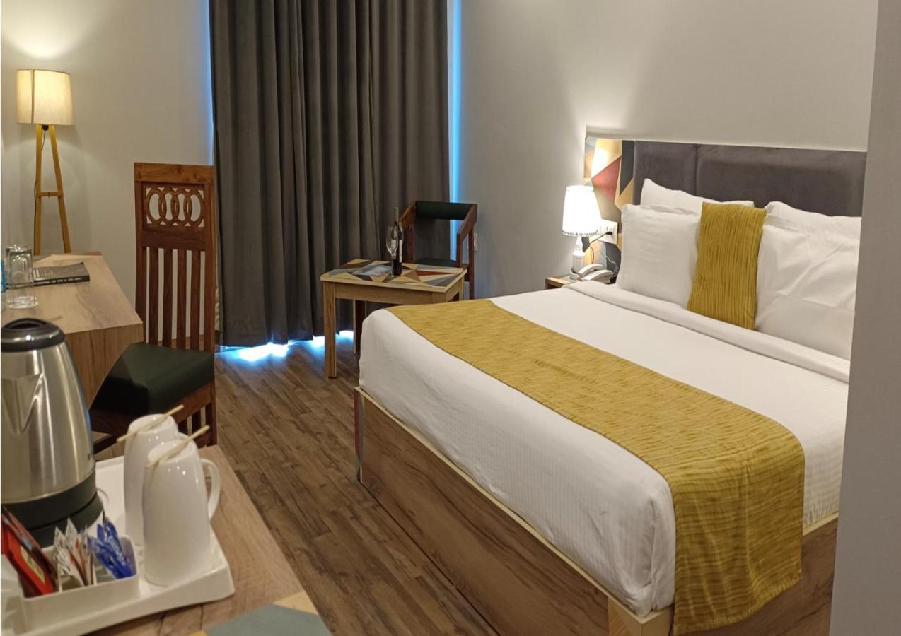 Hotel Square One By D'polo 4*