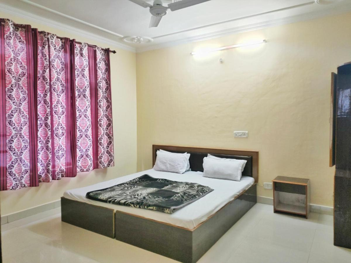 Hotel Rnb Mcleodganj 3*