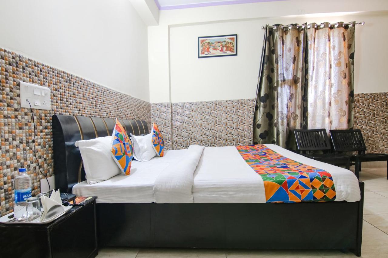 Hotel Fabhotel Prime Wonder World 3*