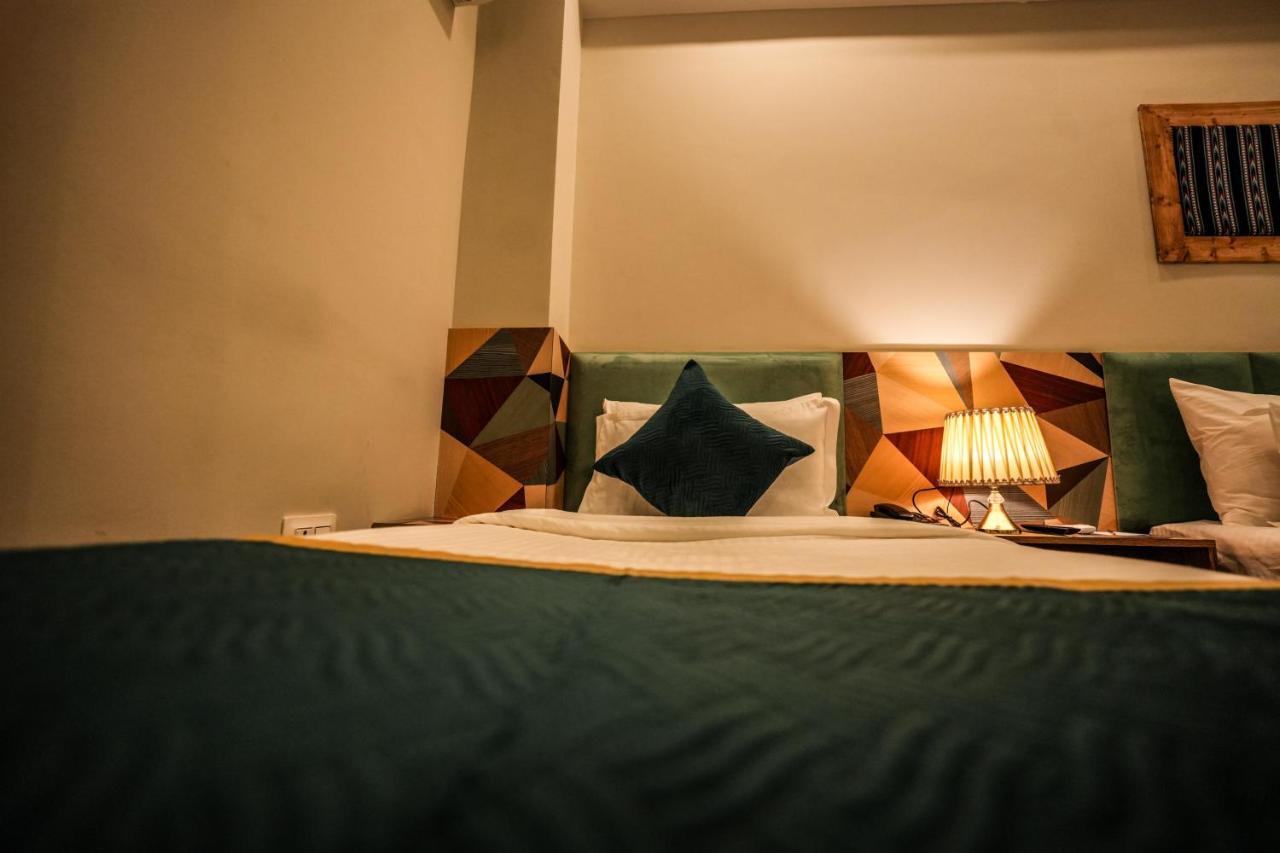 Hotel Square One By D'polo 4*