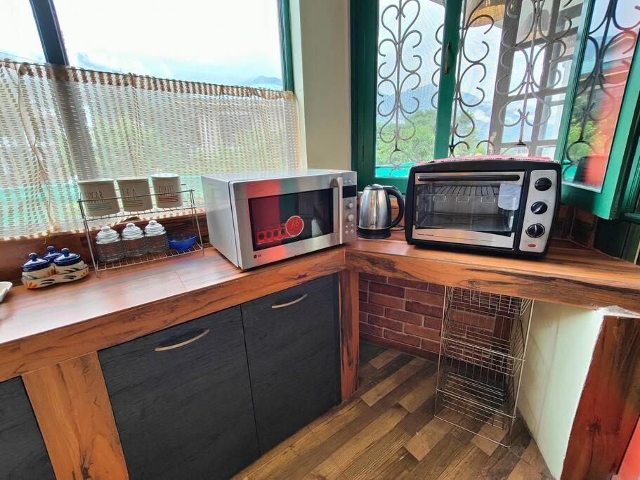Aviator's Bungalow - Dharamshala