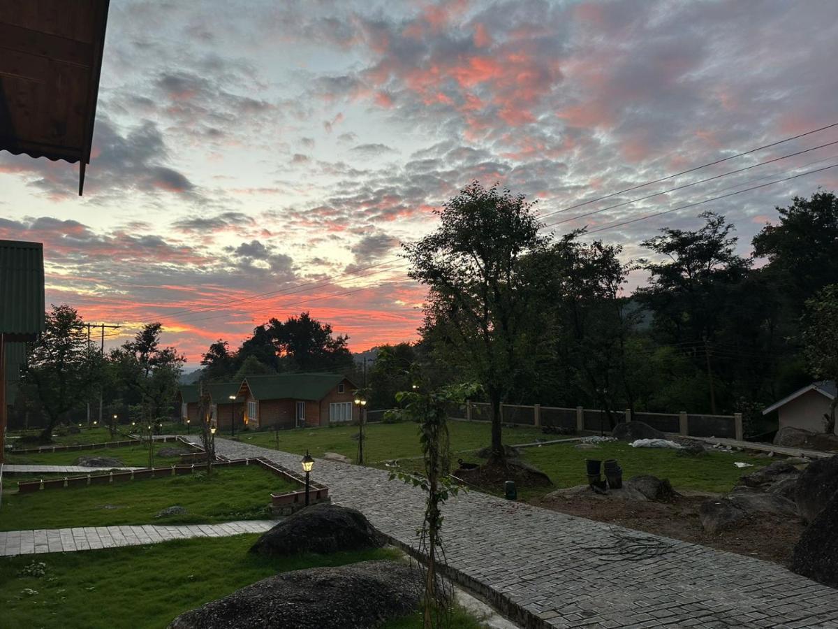 Resort Antraal & A Village *