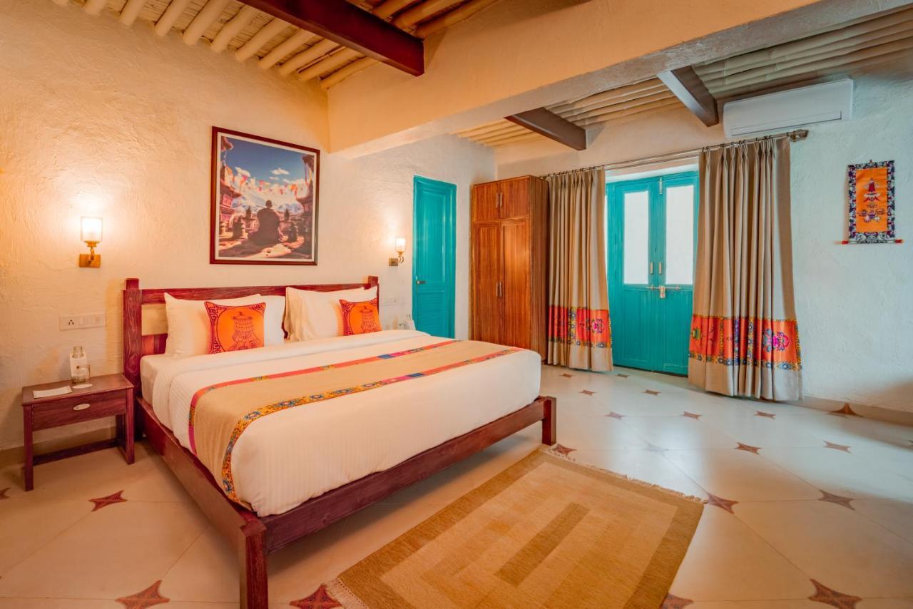 Tree Of Life Birdsong , 5* Dharamshala