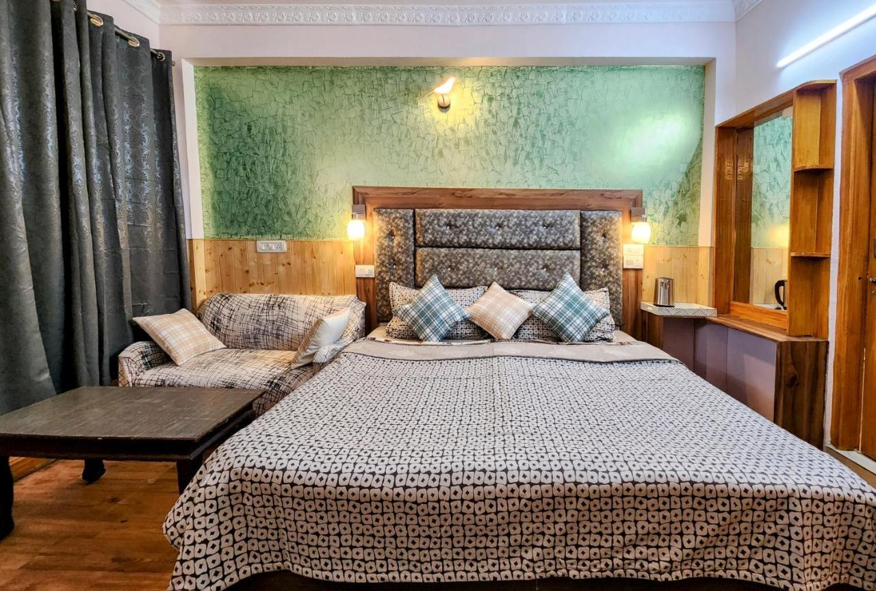 The Bougainvillea, Mcleodganj Bed & Breakfast
