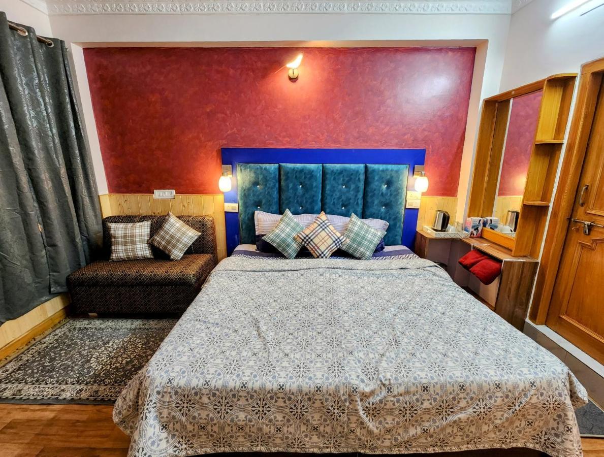 The Bougainvillea, Mcleodganj Bed & Breakfast *