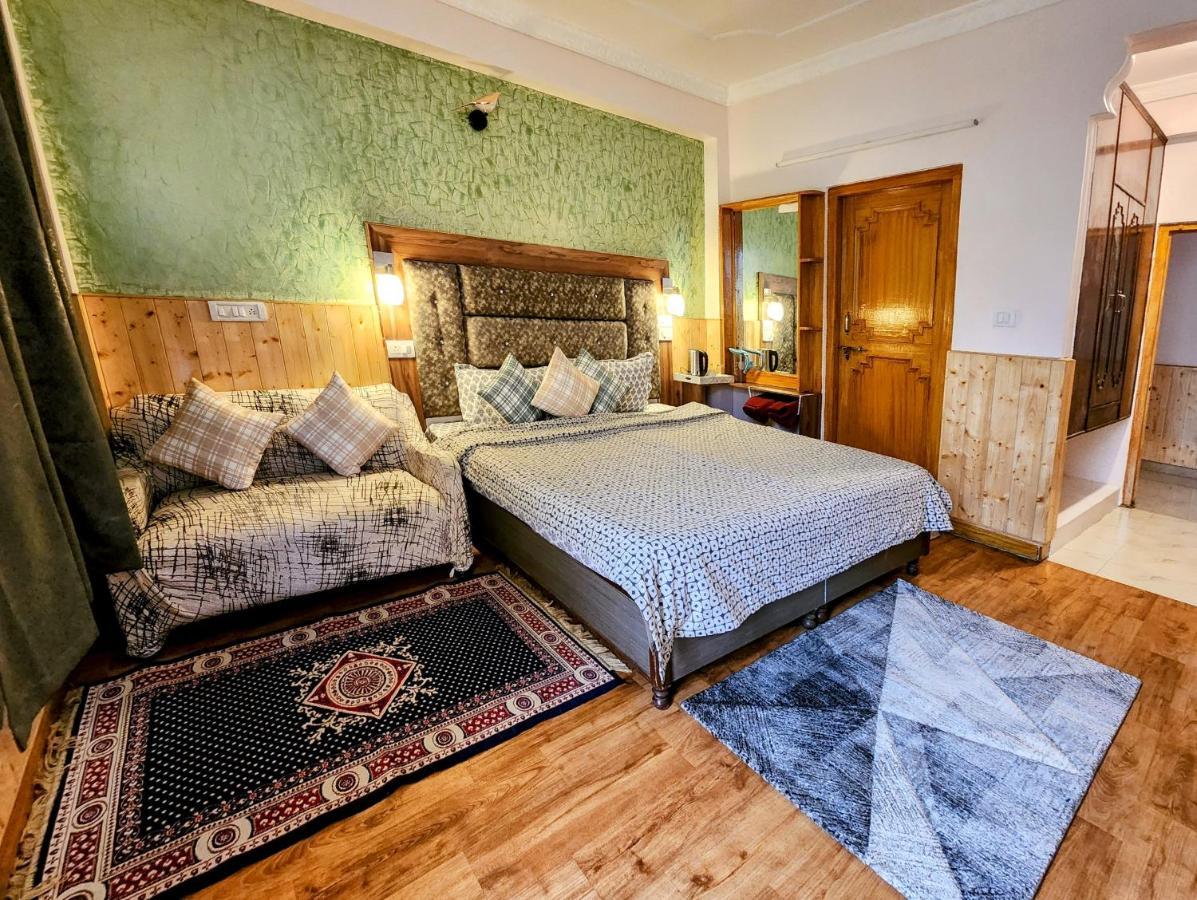 The Bougainvillea, Mcleodganj Bed & Breakfast