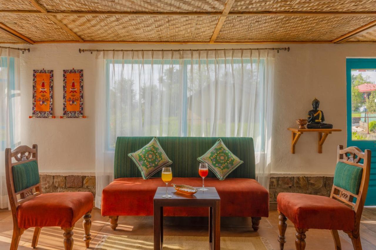 Hotel Tree Of Life Birdsong ,
