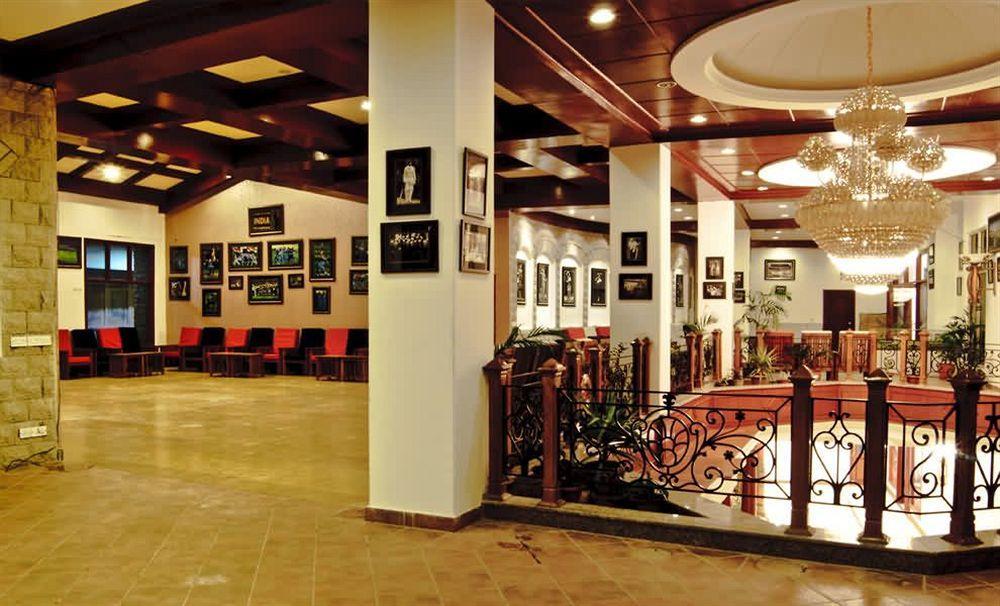 Aveda Dharmshala 4*