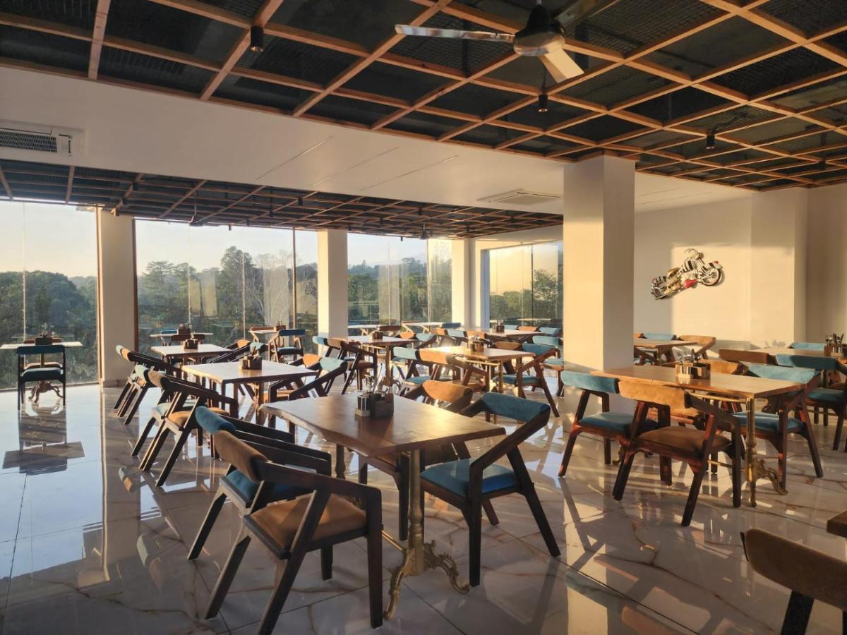Hotel Aachman River And Valley View - A Riverside With Balcony View Dharamshala