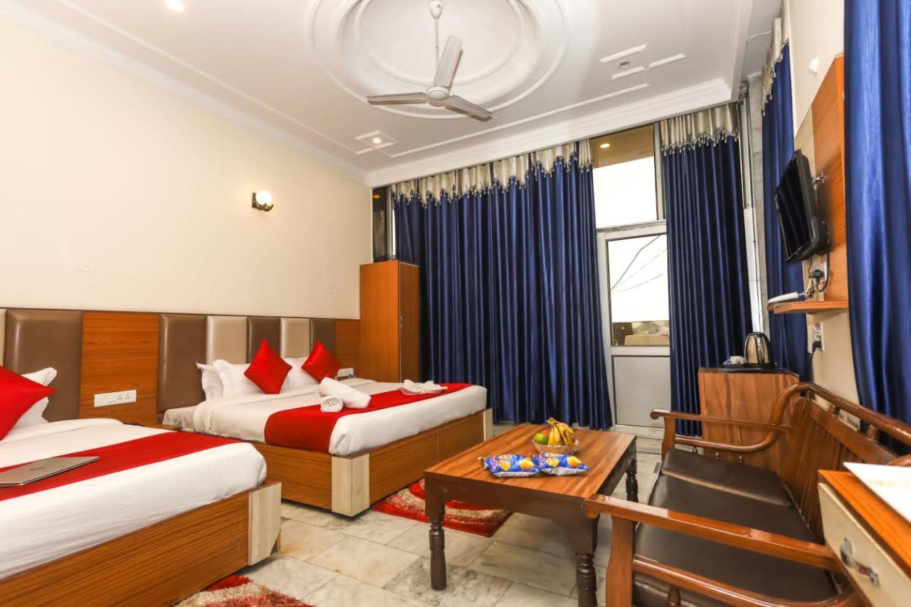 Hotel Hotel Varuni- On Mall Road, Mcleod Ganj, Dharamshala