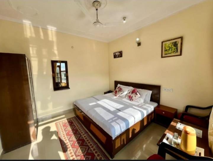 Hotel Anuj Regency Dharamshala