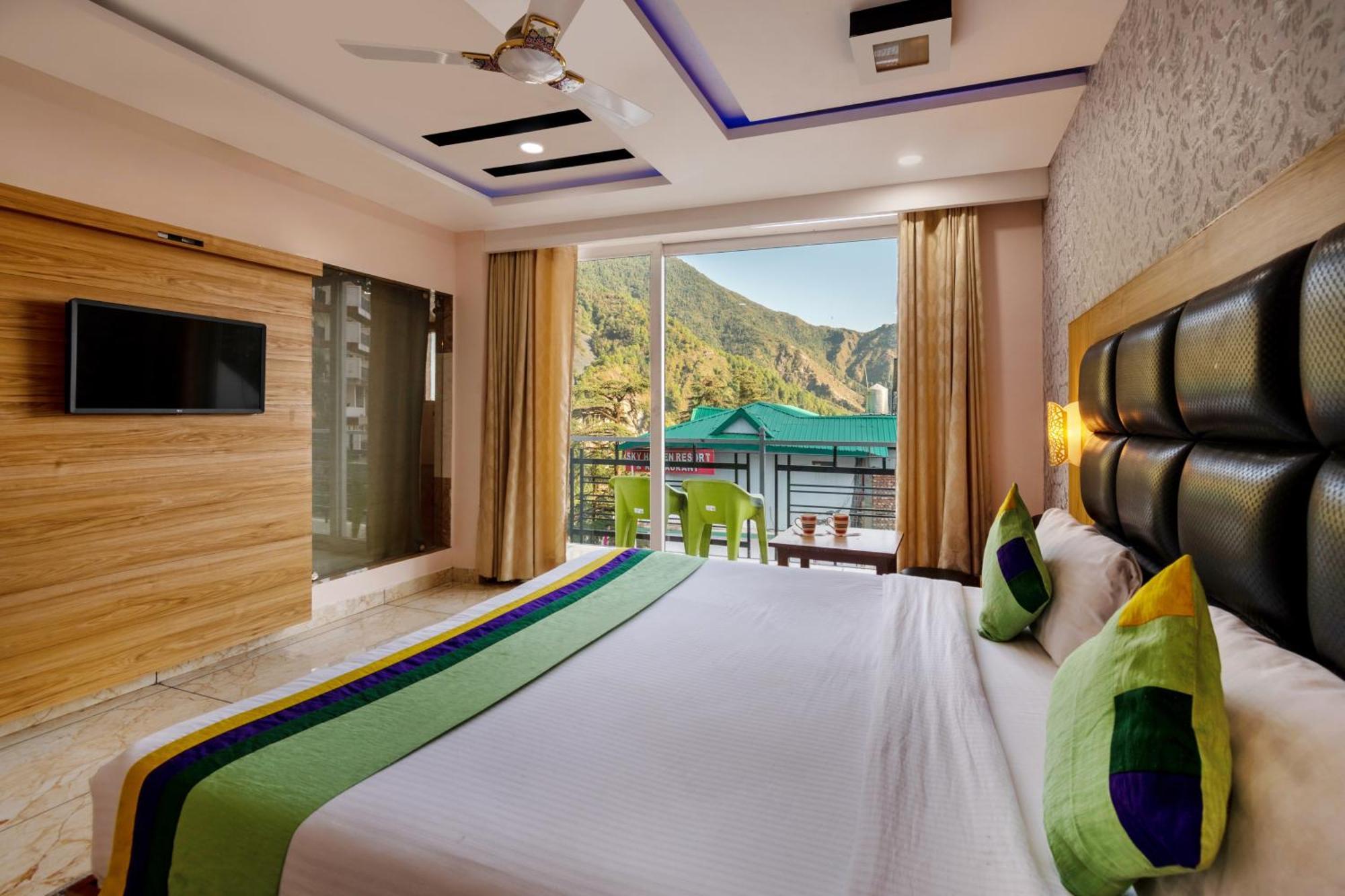 Akashdeep Hotel