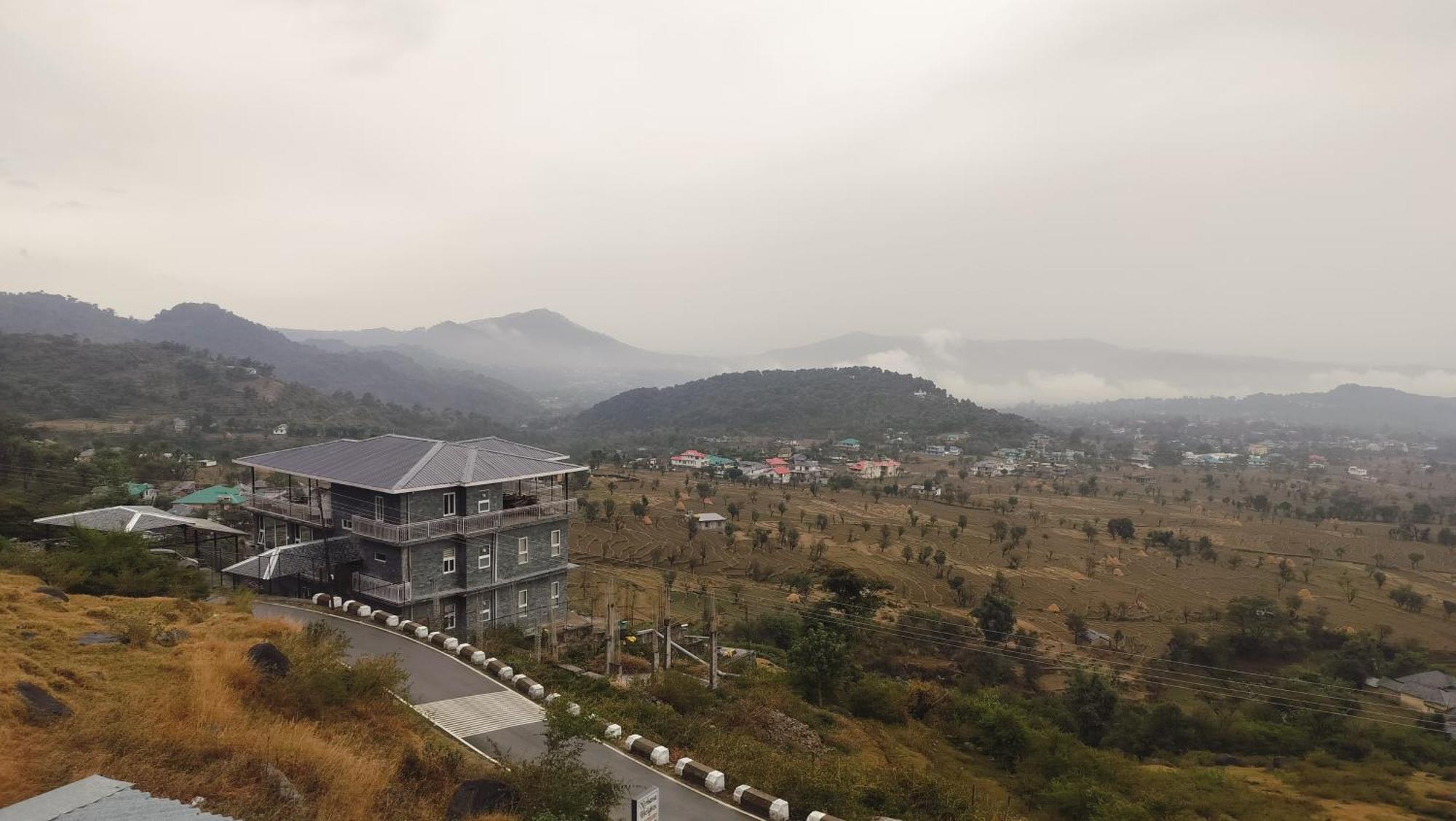 Nirbana Heights Hotel