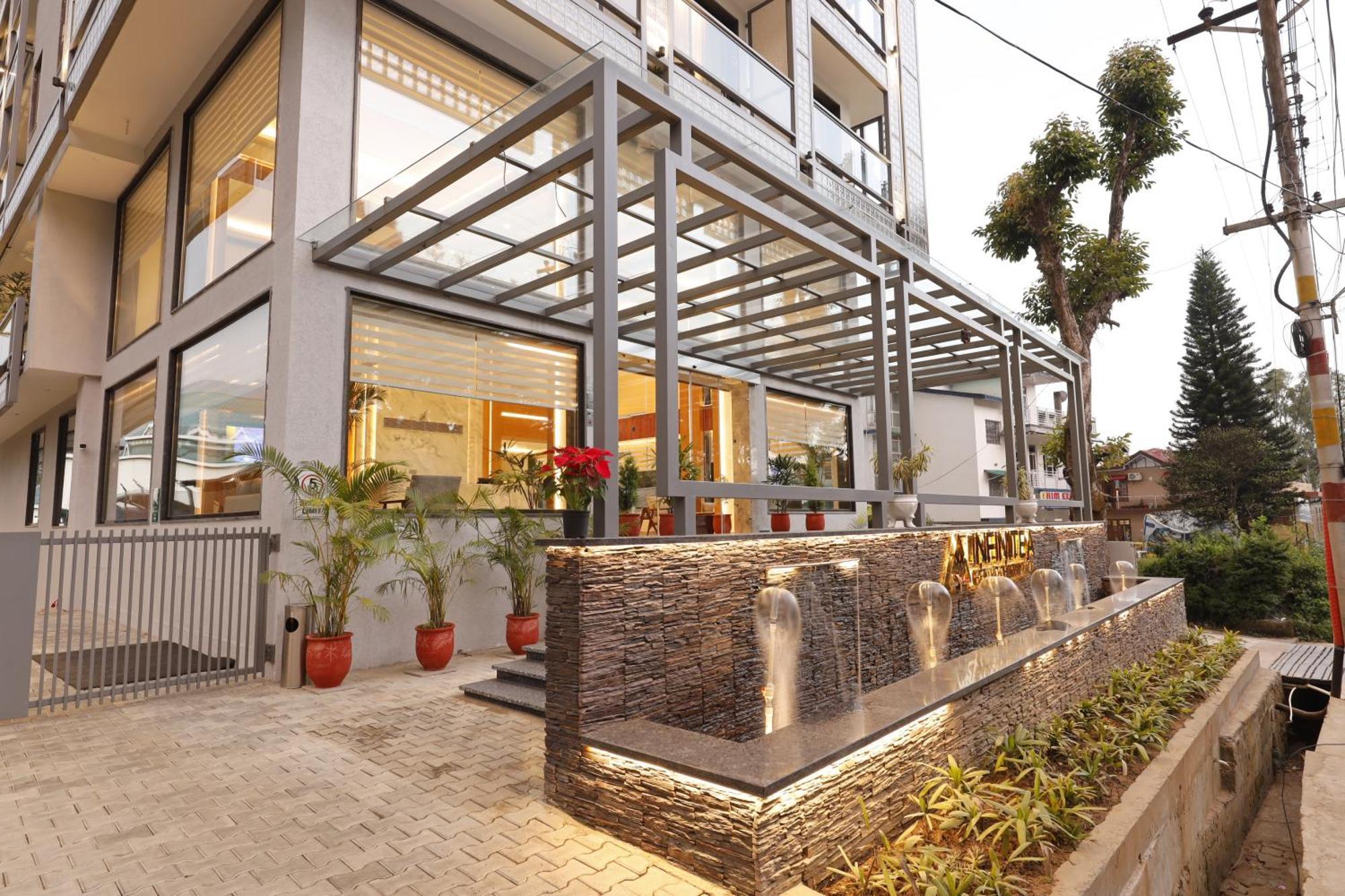 Infinitea Centric Hotel