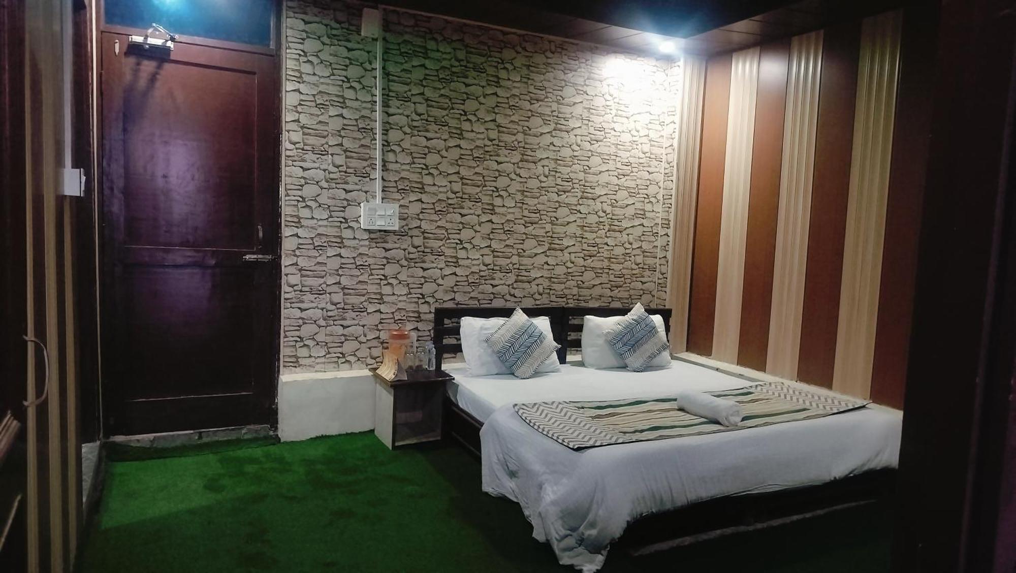 Nirbana Heights 3* Dharamshala