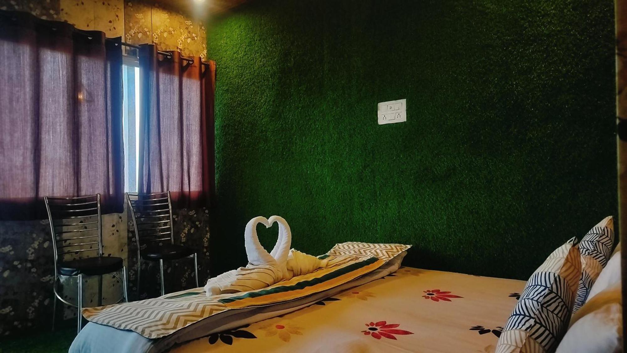 Nirbana Heights Hotel 3*