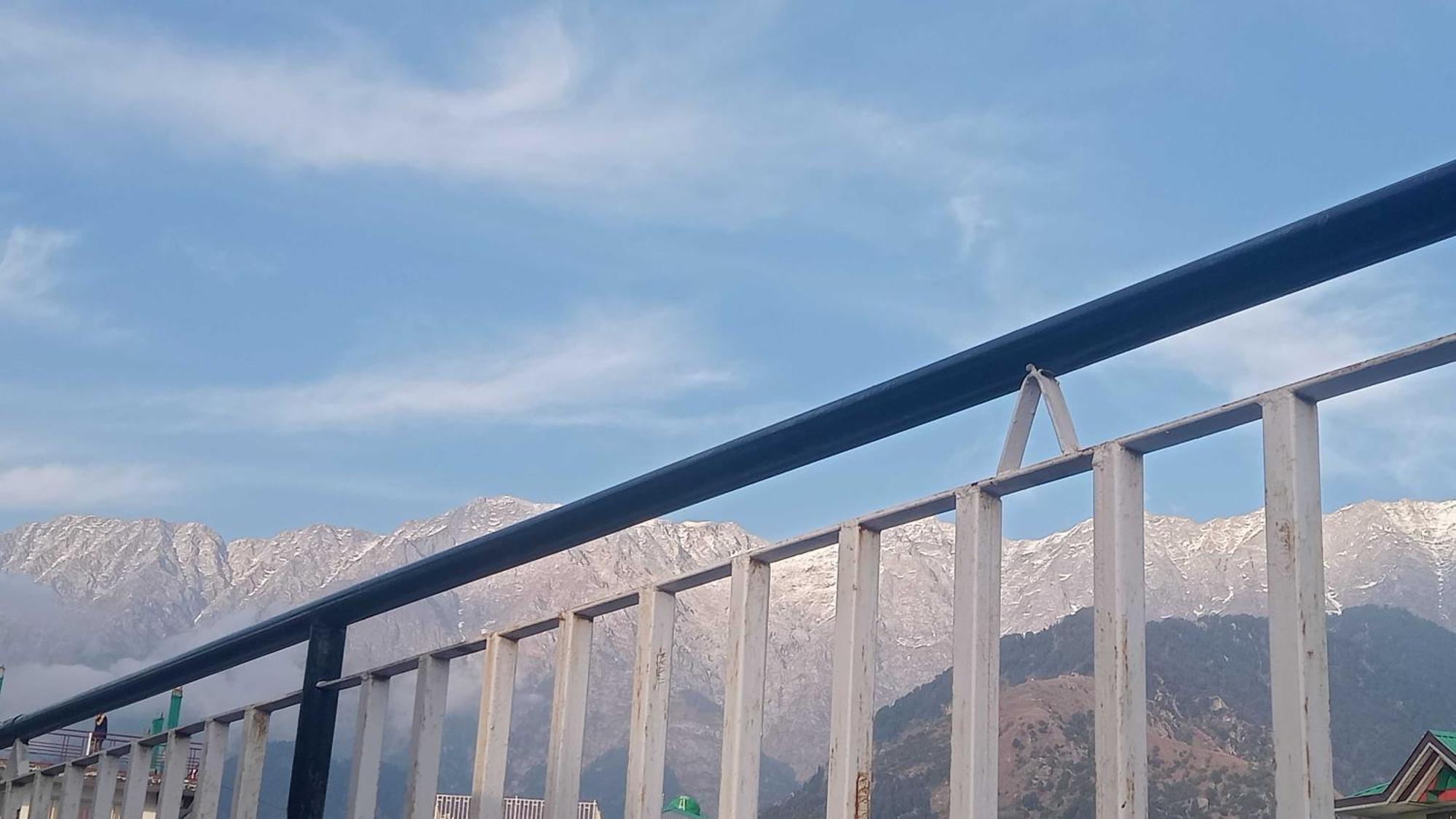 O Snow Mountain & Restaurant Hotel Dharamshala