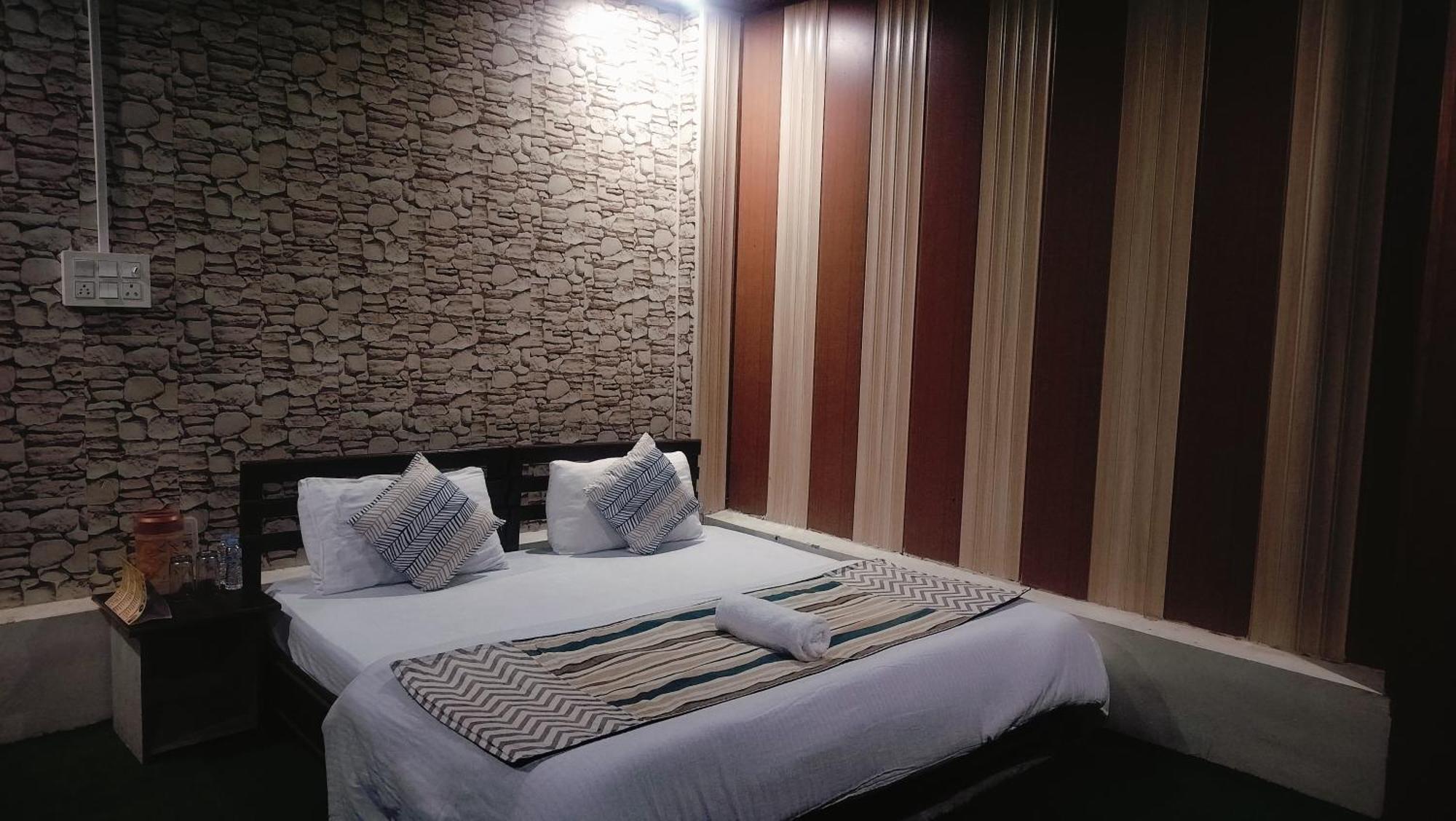 Heights Homestay *