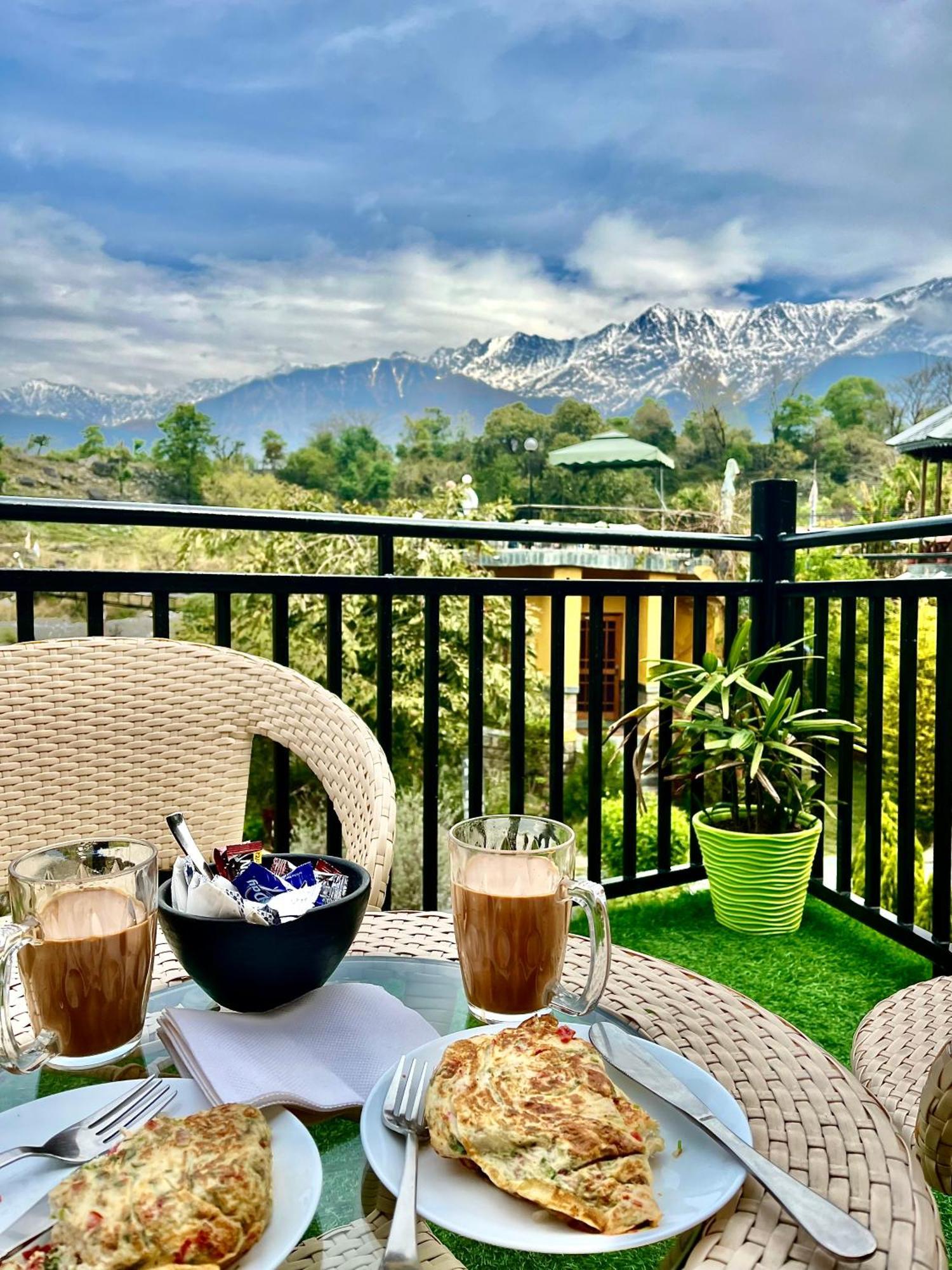 Resort Prakriti Aalay - Riverside Mountain View Boutique Eco Dharamshala