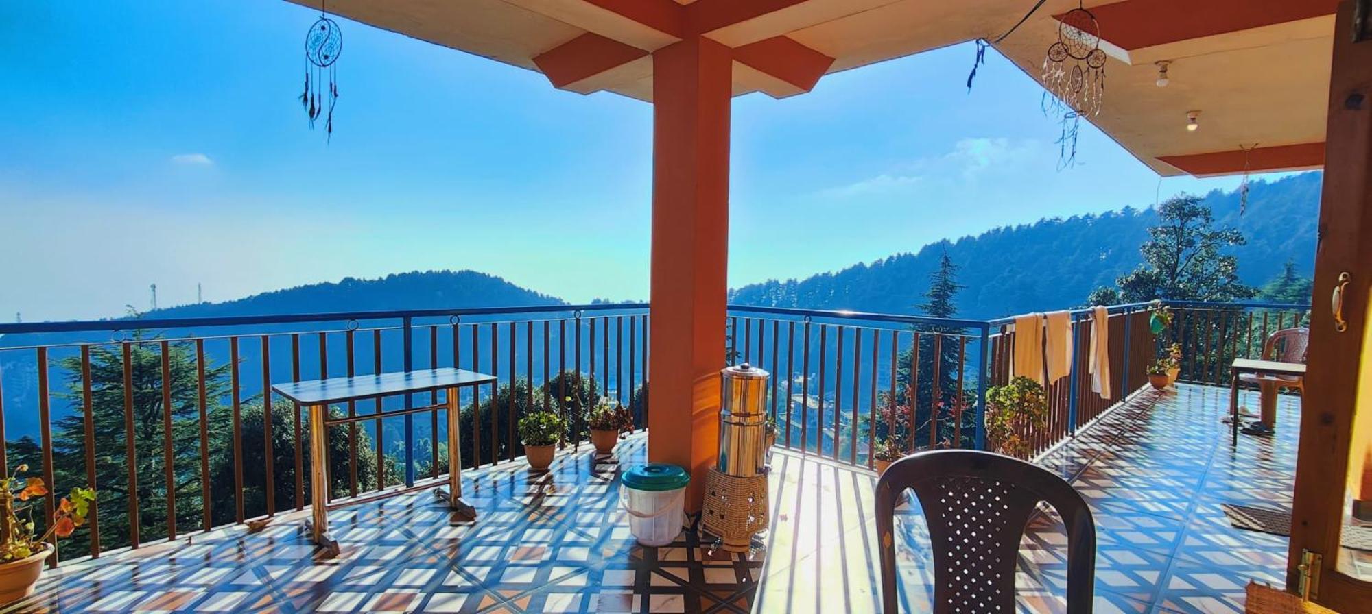 The Unmad - Dharamkot Bed & Breakfast Dharamshala