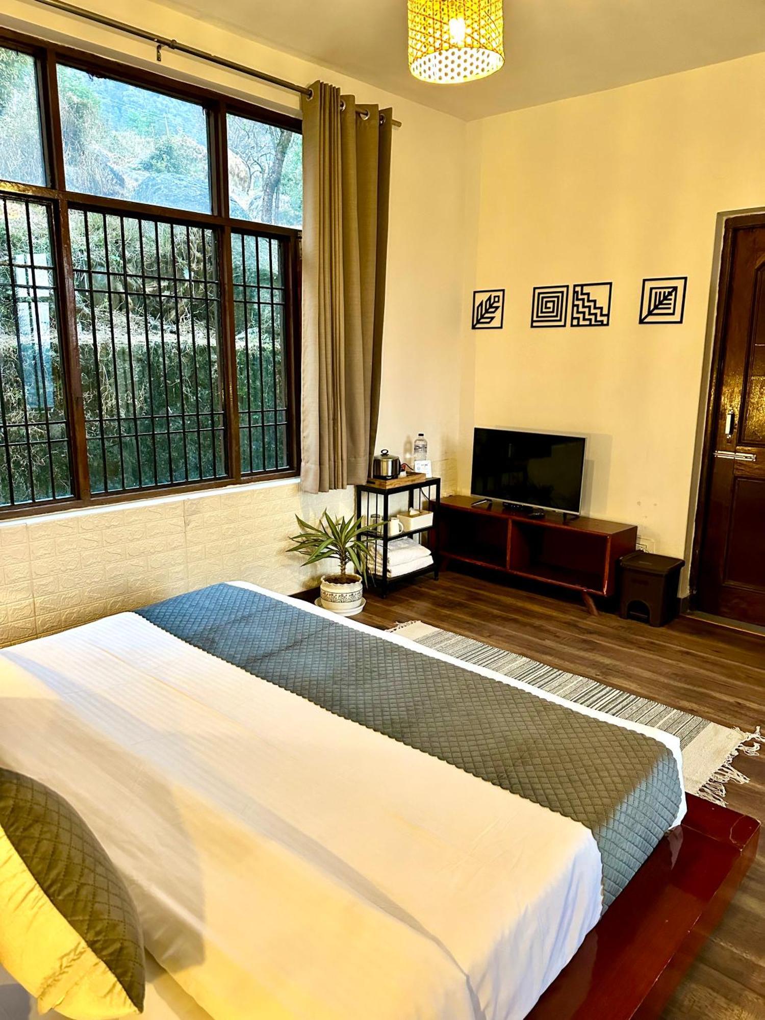 Alt Life - Dharamkot Hostel McLeod Ganj