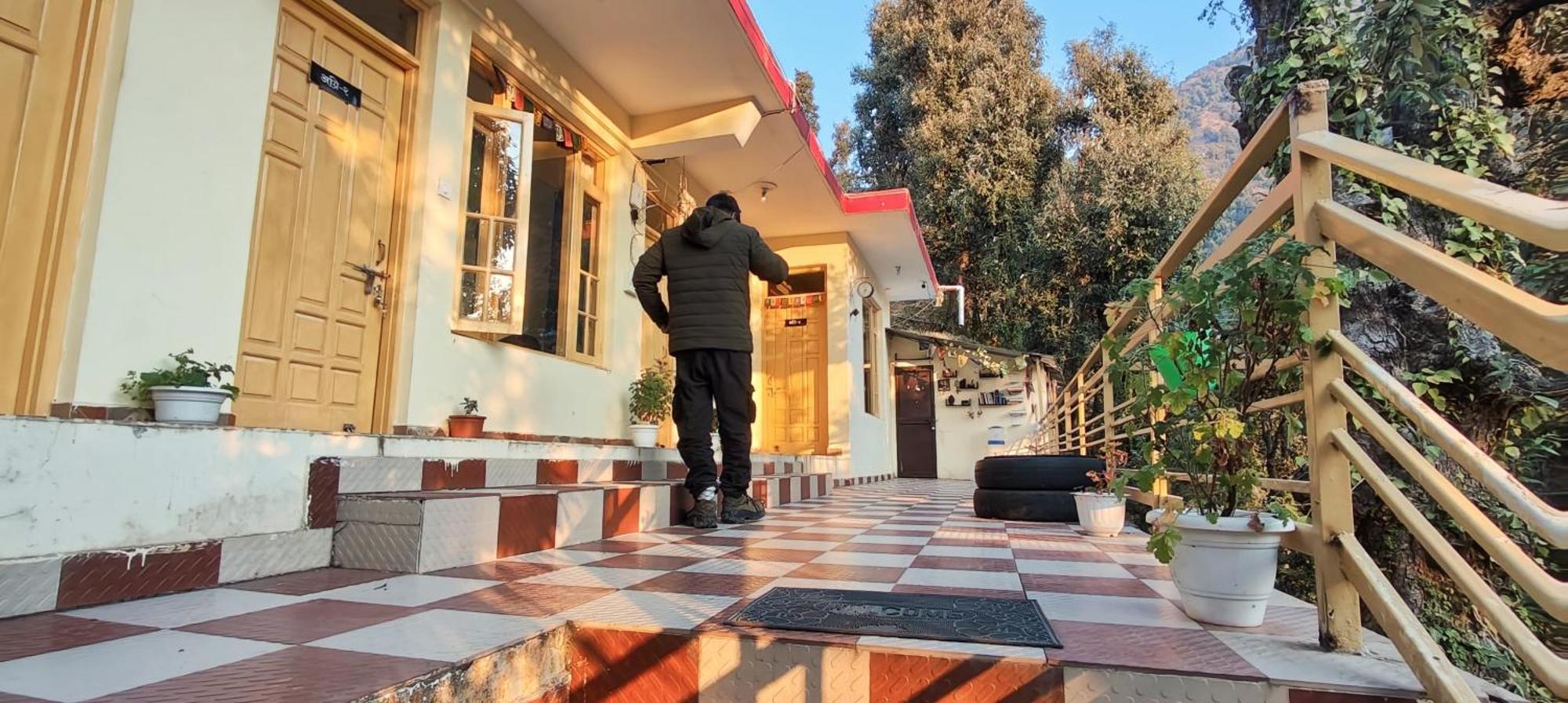 The Unmad - Dharamkot Bed & Breakfast Dharamshala