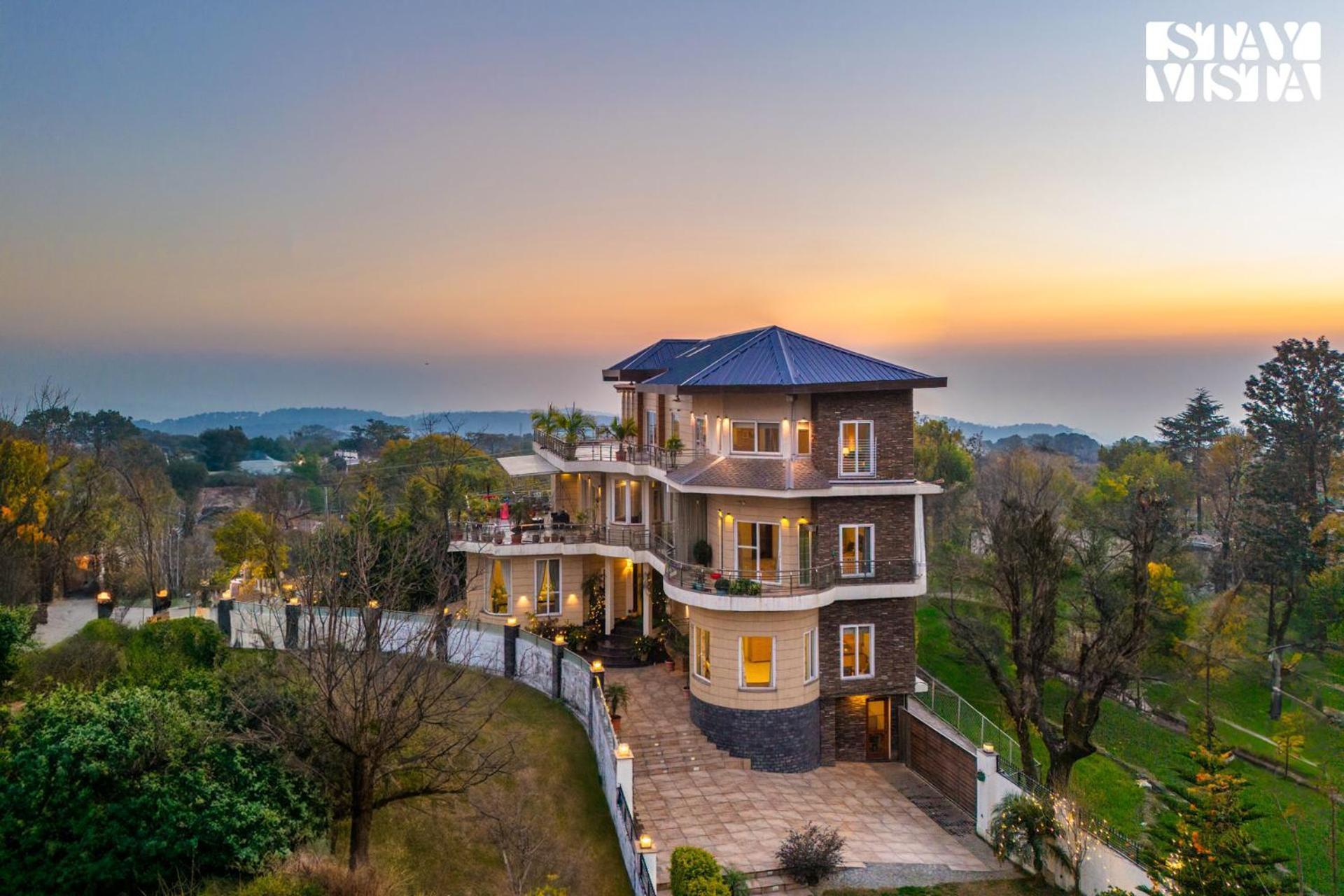 Stayvista At Address By The Khul Dharamshala