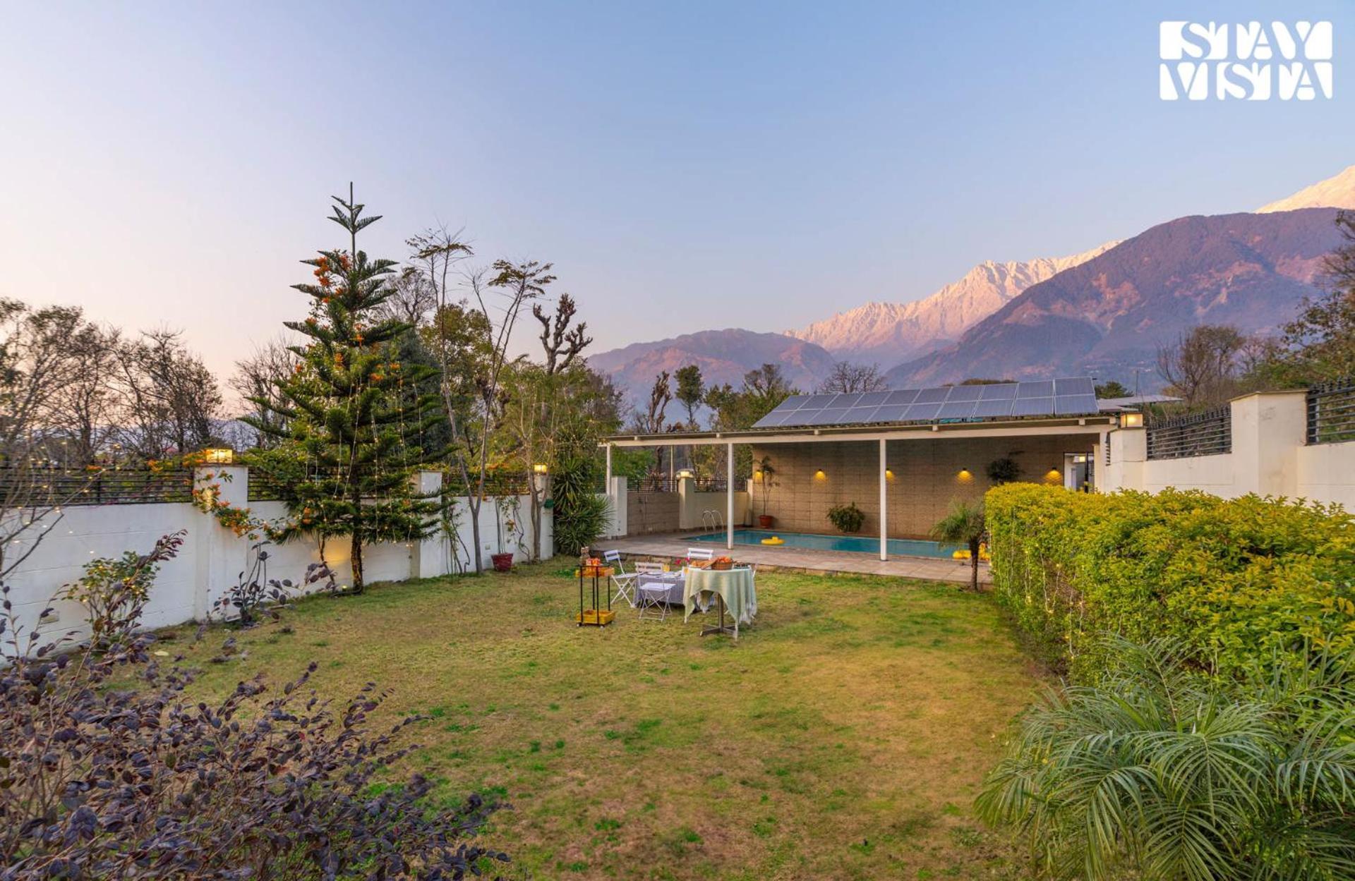 Villa Stayvista At Address By The Khul *