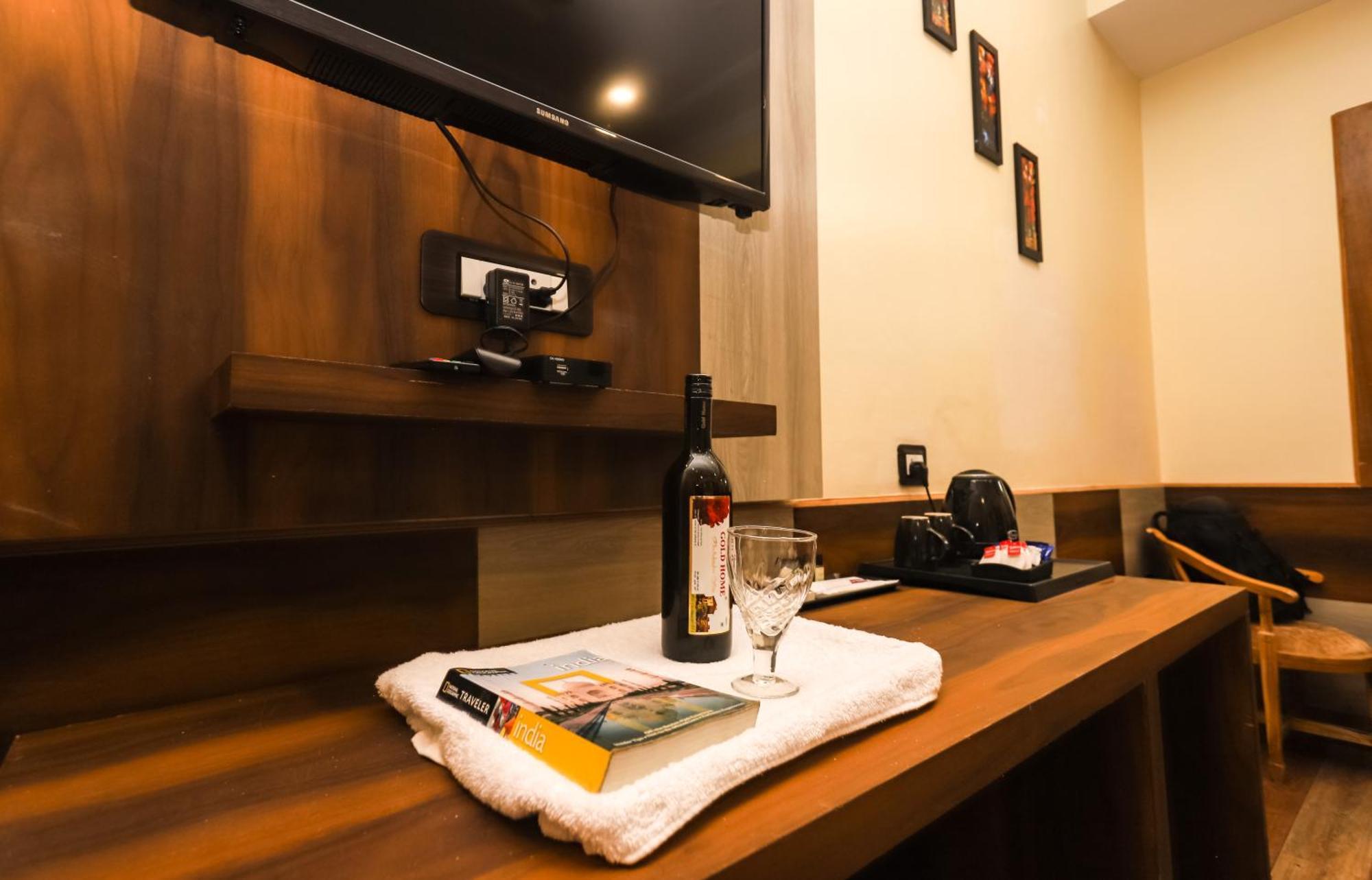 The Nest With Open Rooftop Cafe Mecleodganj Hotel 3*