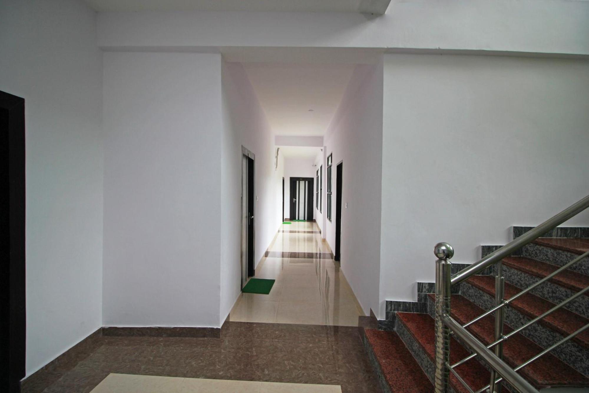Oyo Chandni Hotel Dharamshala