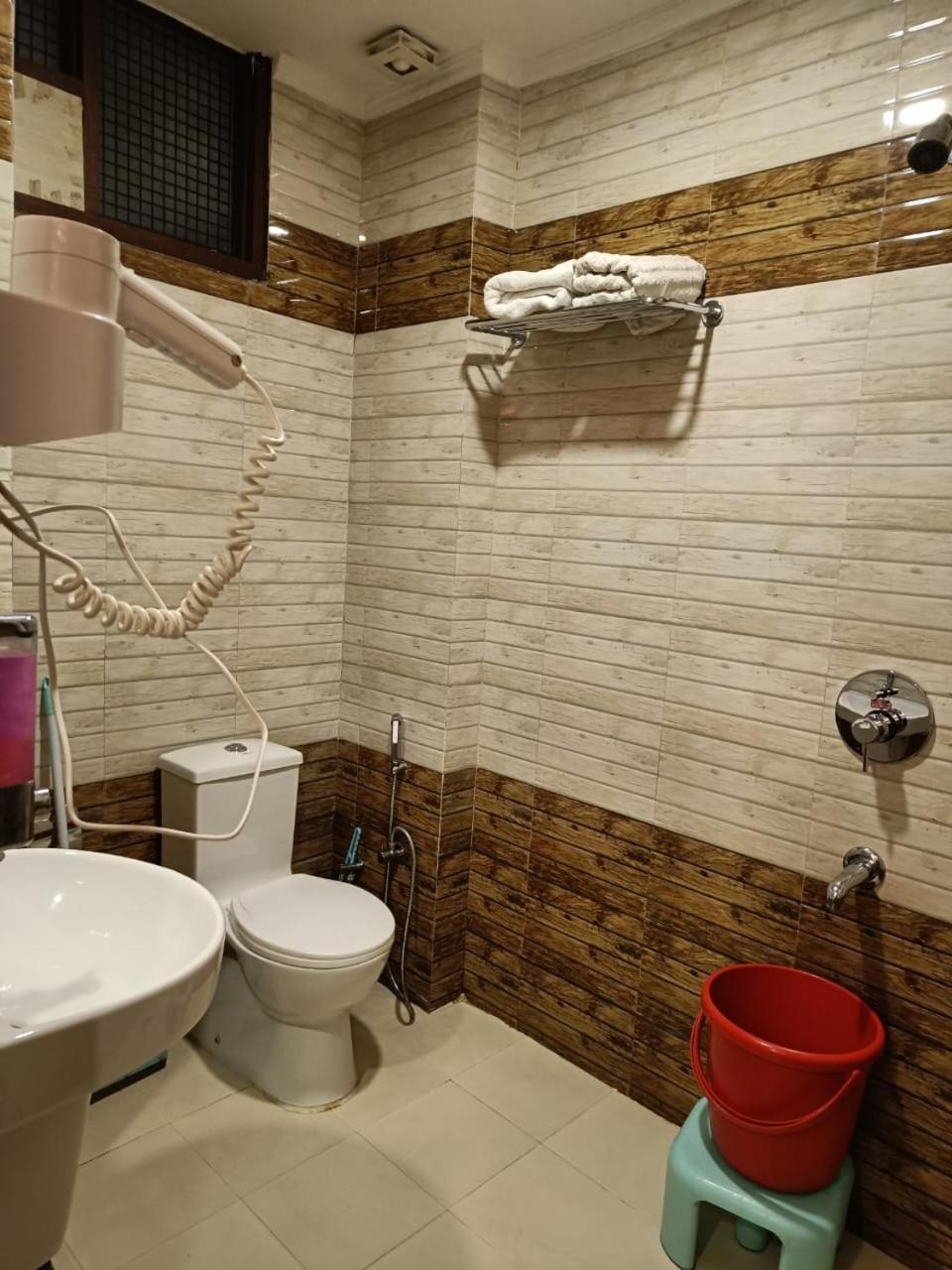 King Castle Mcleodganj-centrally Heated And Air Cooled- Near Mall Road - Free Parking Hotel 3*
