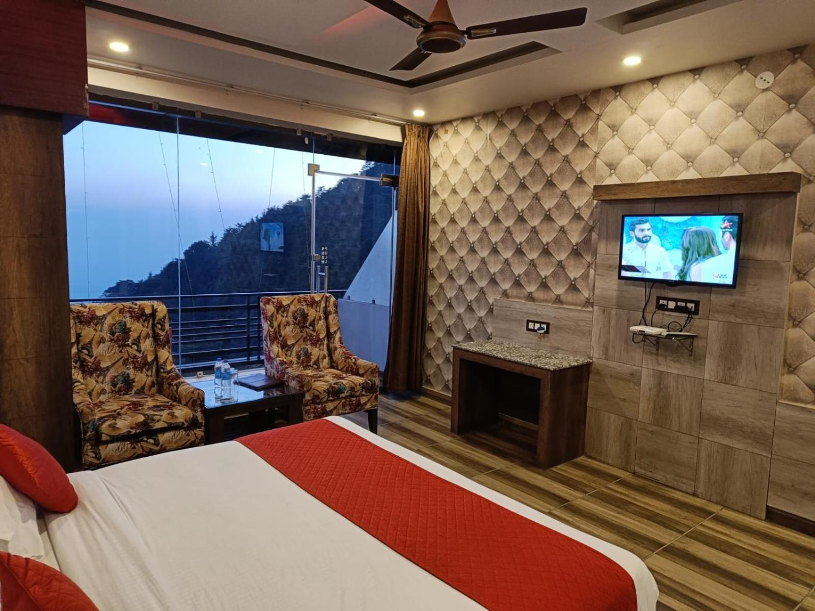 King Castle Mcleodganj-centrally Heated And Air Cooled- Near Mall Road - Free Parking