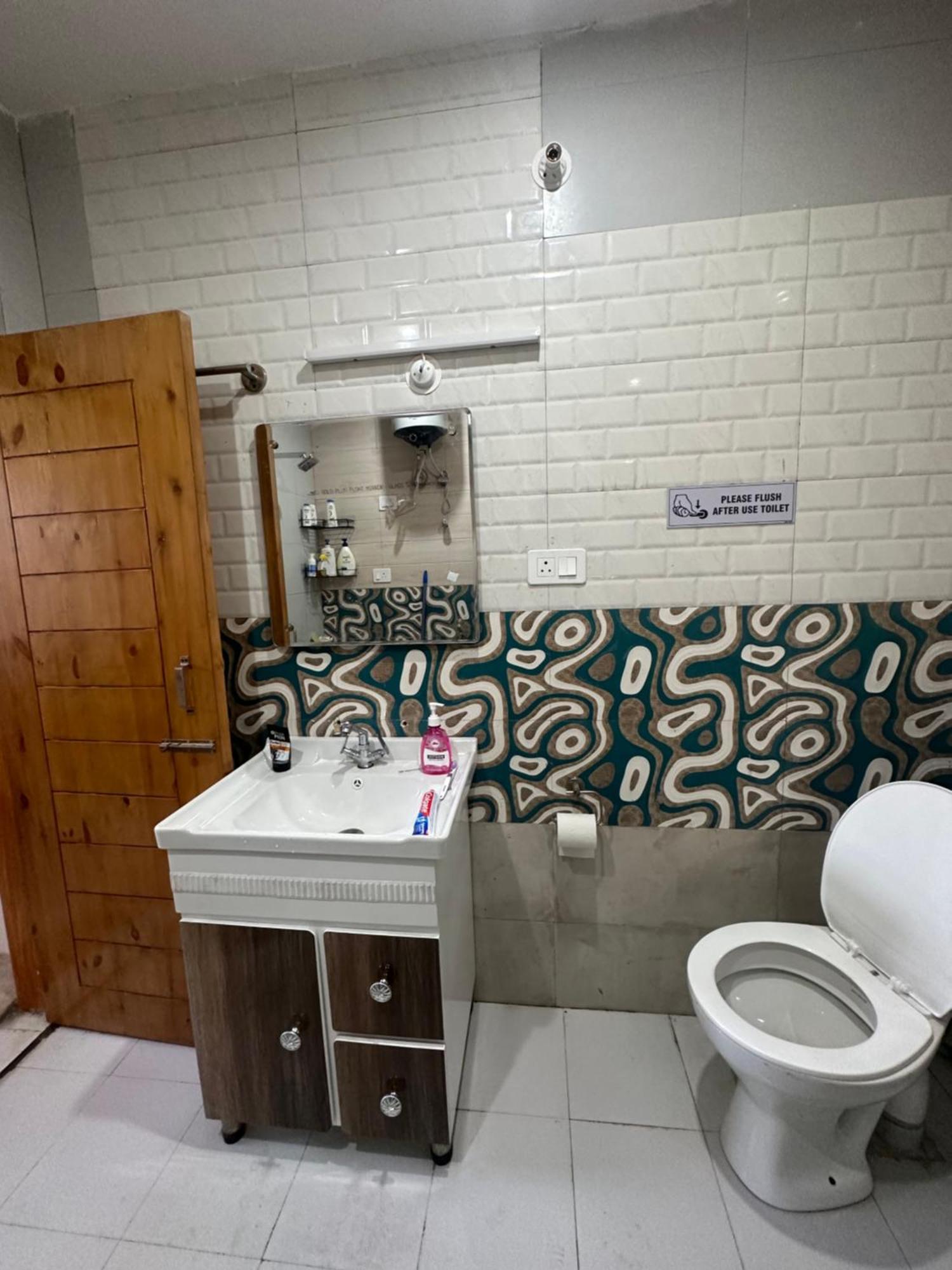 Dhauladhar Homes