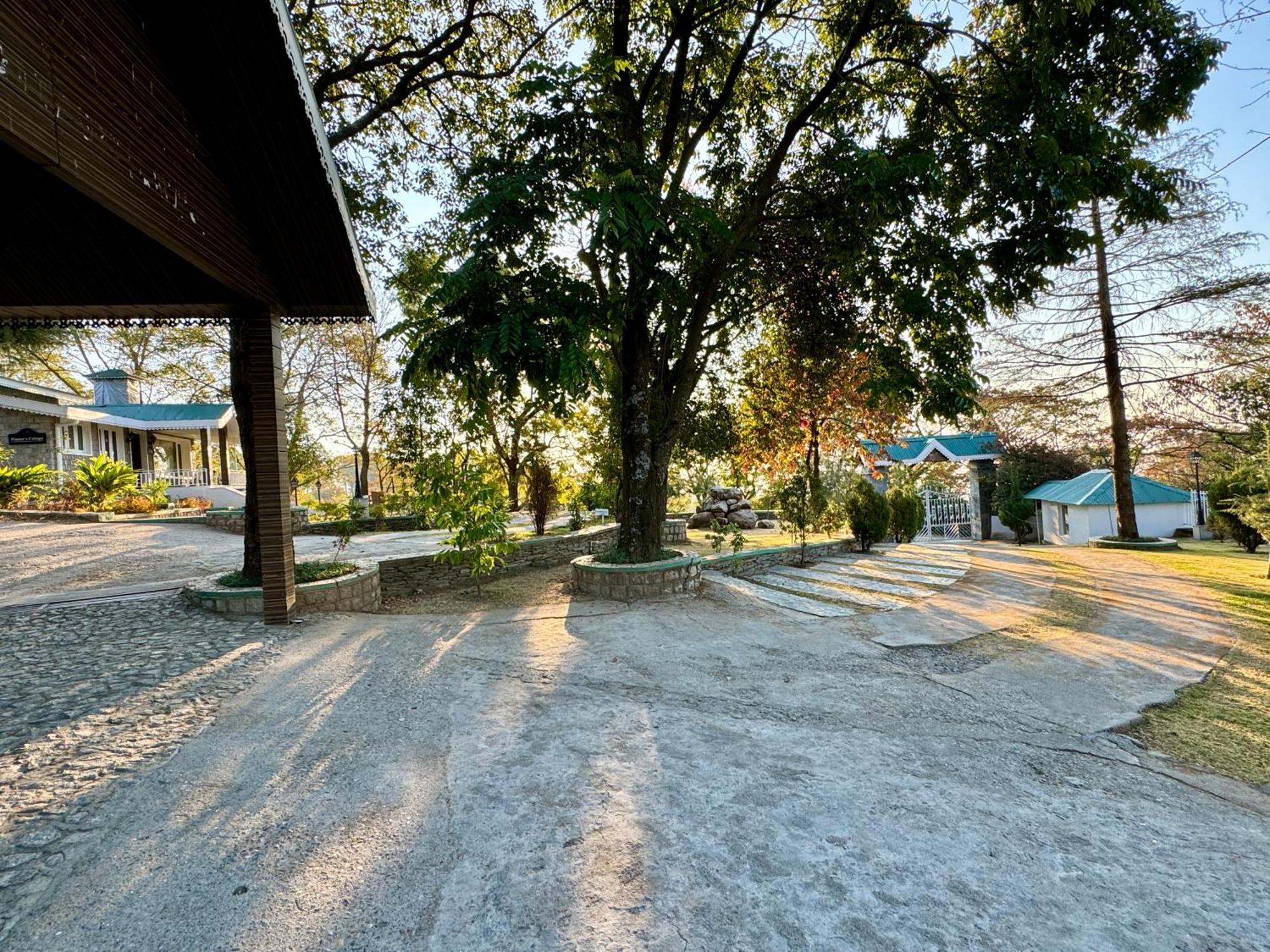 Brij Anayra - A Himalayan Luxury Retreat 5*