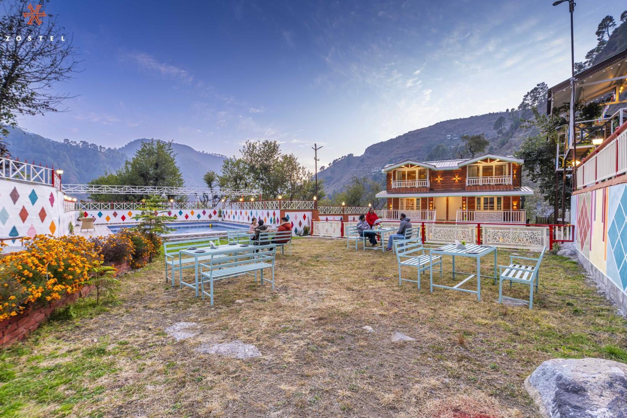 Zostel Kareri * Dharamshala