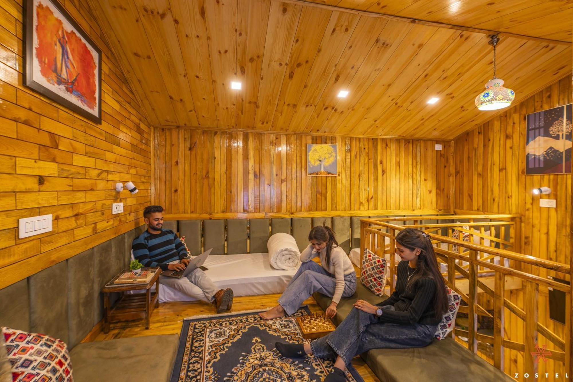 Hostel Zostel Kareri