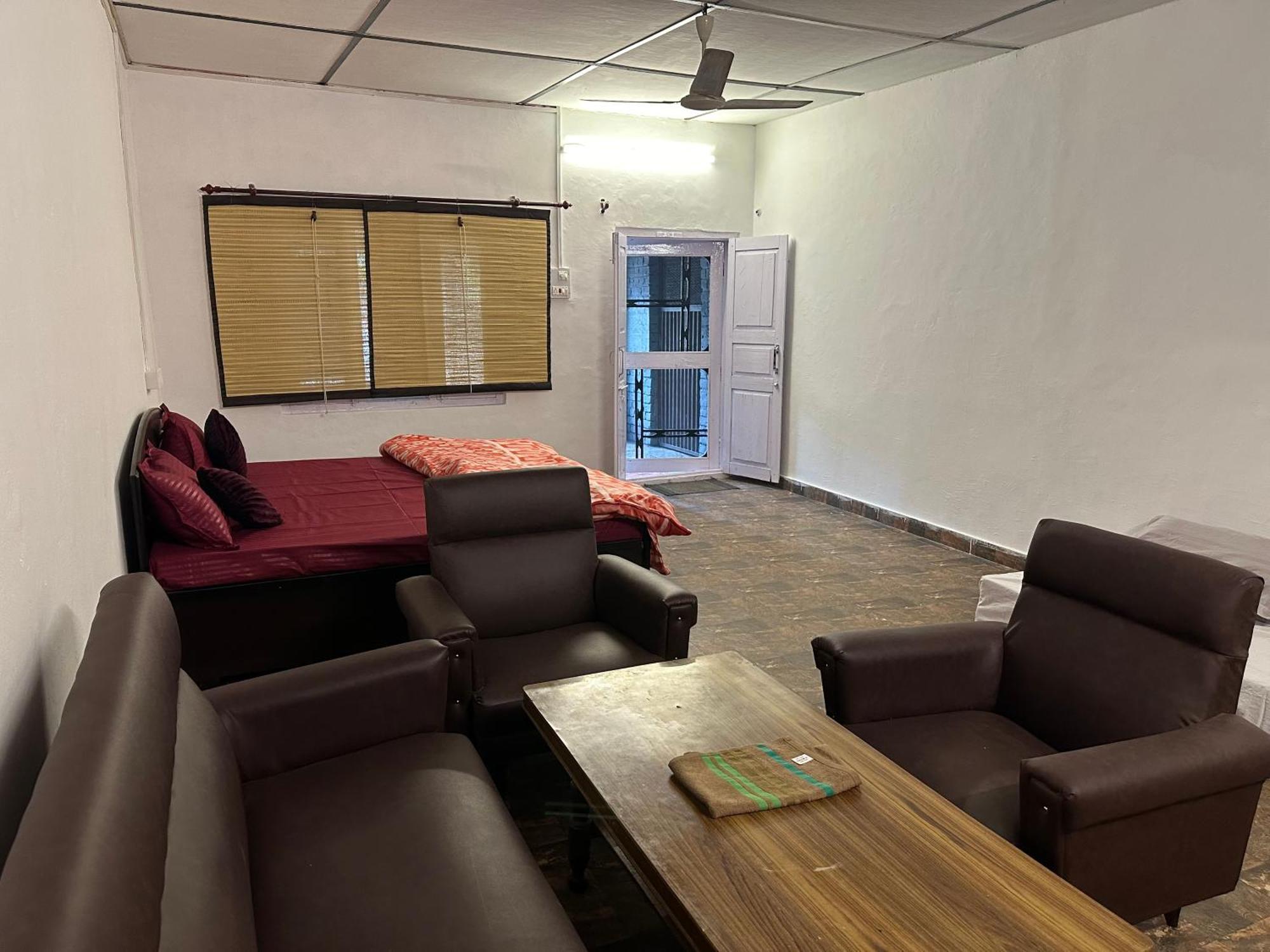 Hostel Dreamwoods A Travellers Farm Dharamshala