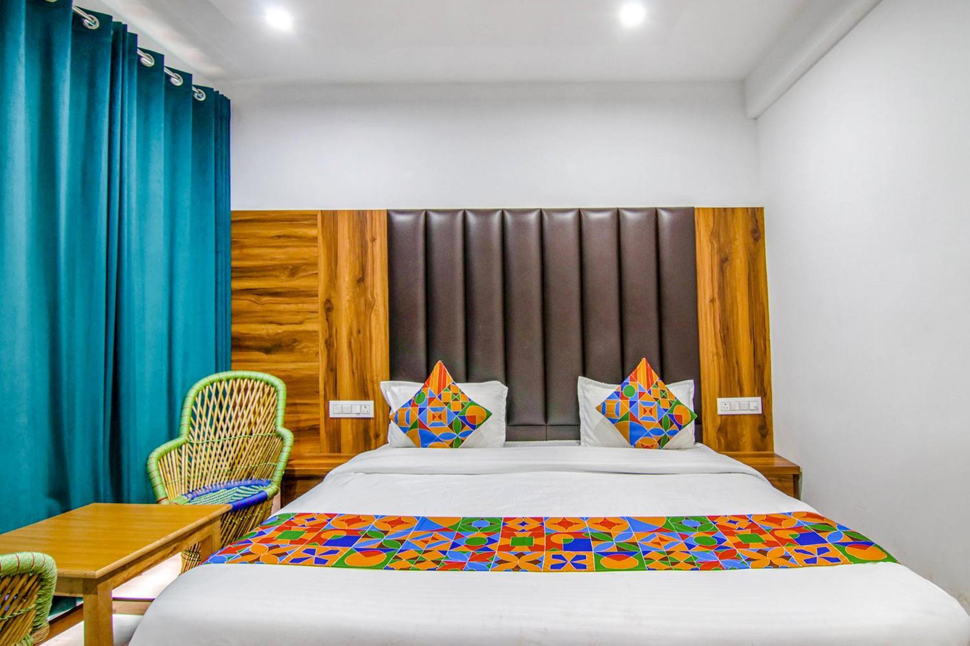 Fabhotel Ayana 3*