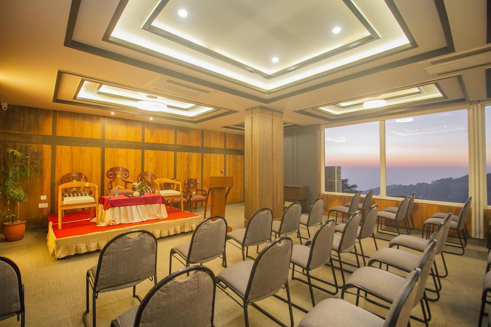 Resort Amritara Surya, Mcleodganj,