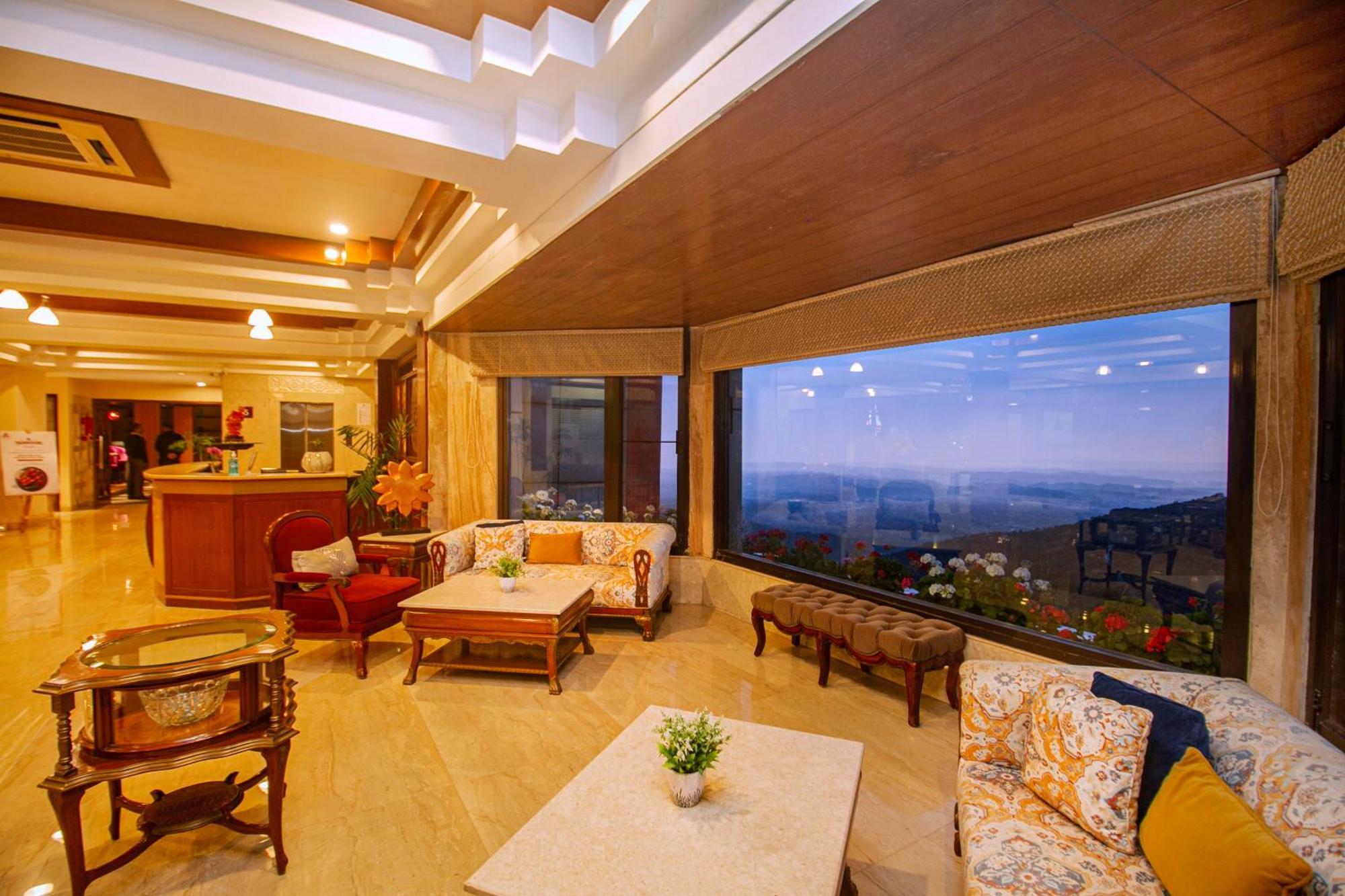 Amritara Surya, Mcleodganj, 4* Dharamshala