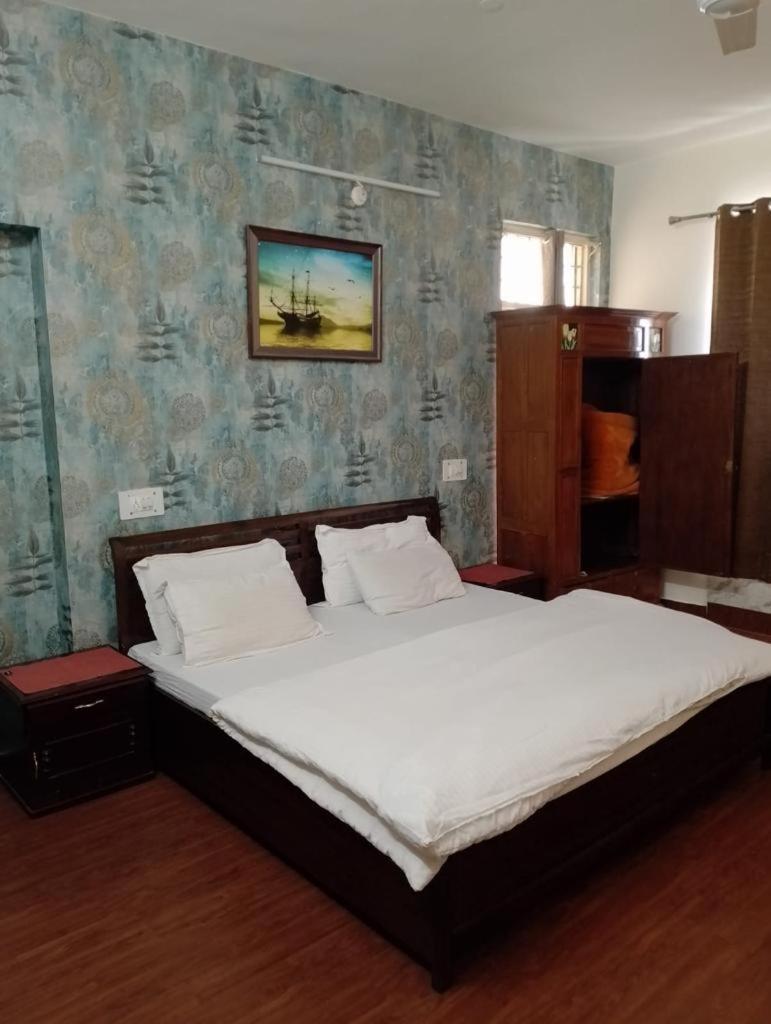 The Sojourn * Dharamshala
