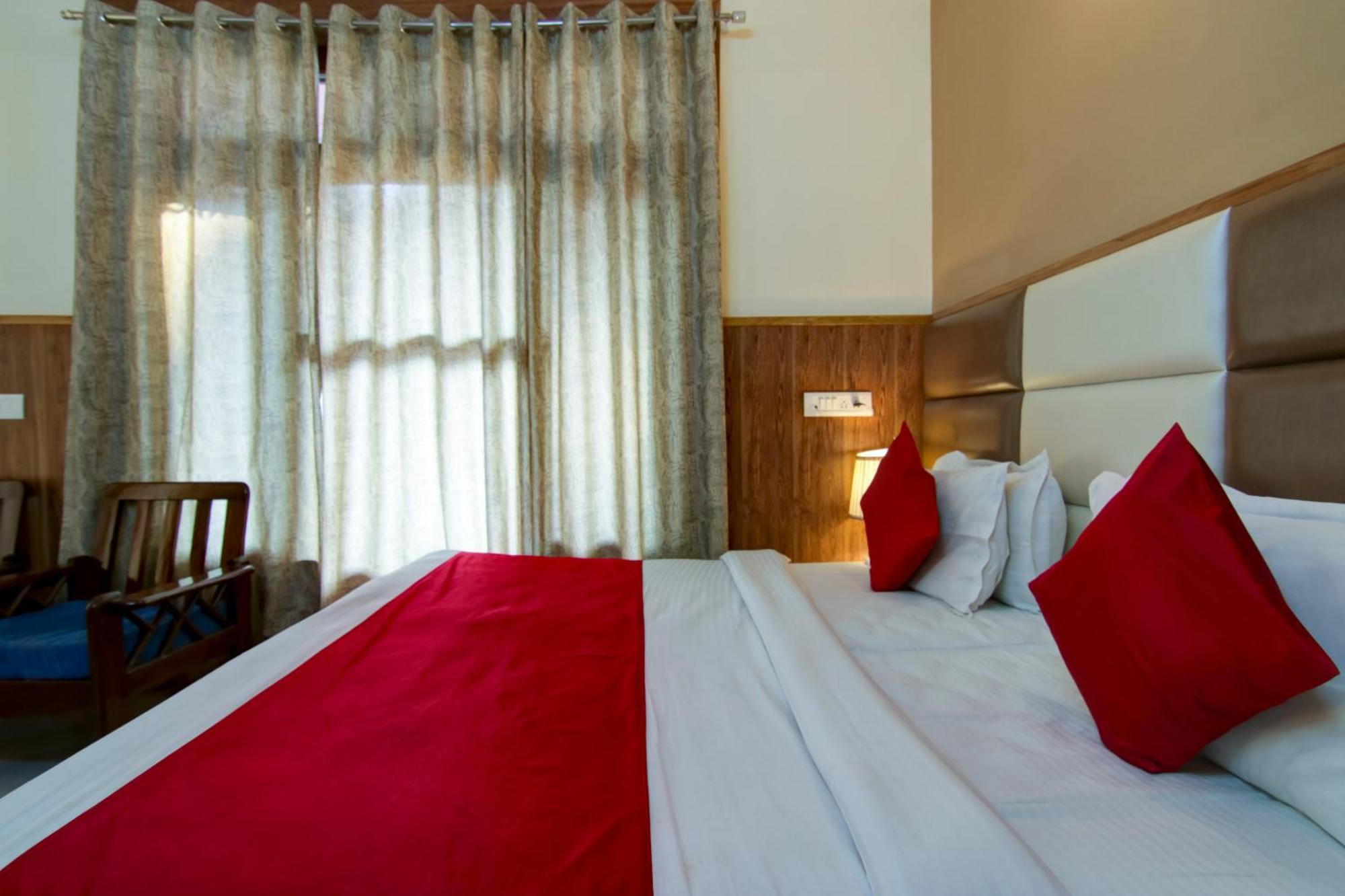 Hotel Hotel Varuni- On Mall Road, Mcleod Ganj, Dharamshala Dharamshala