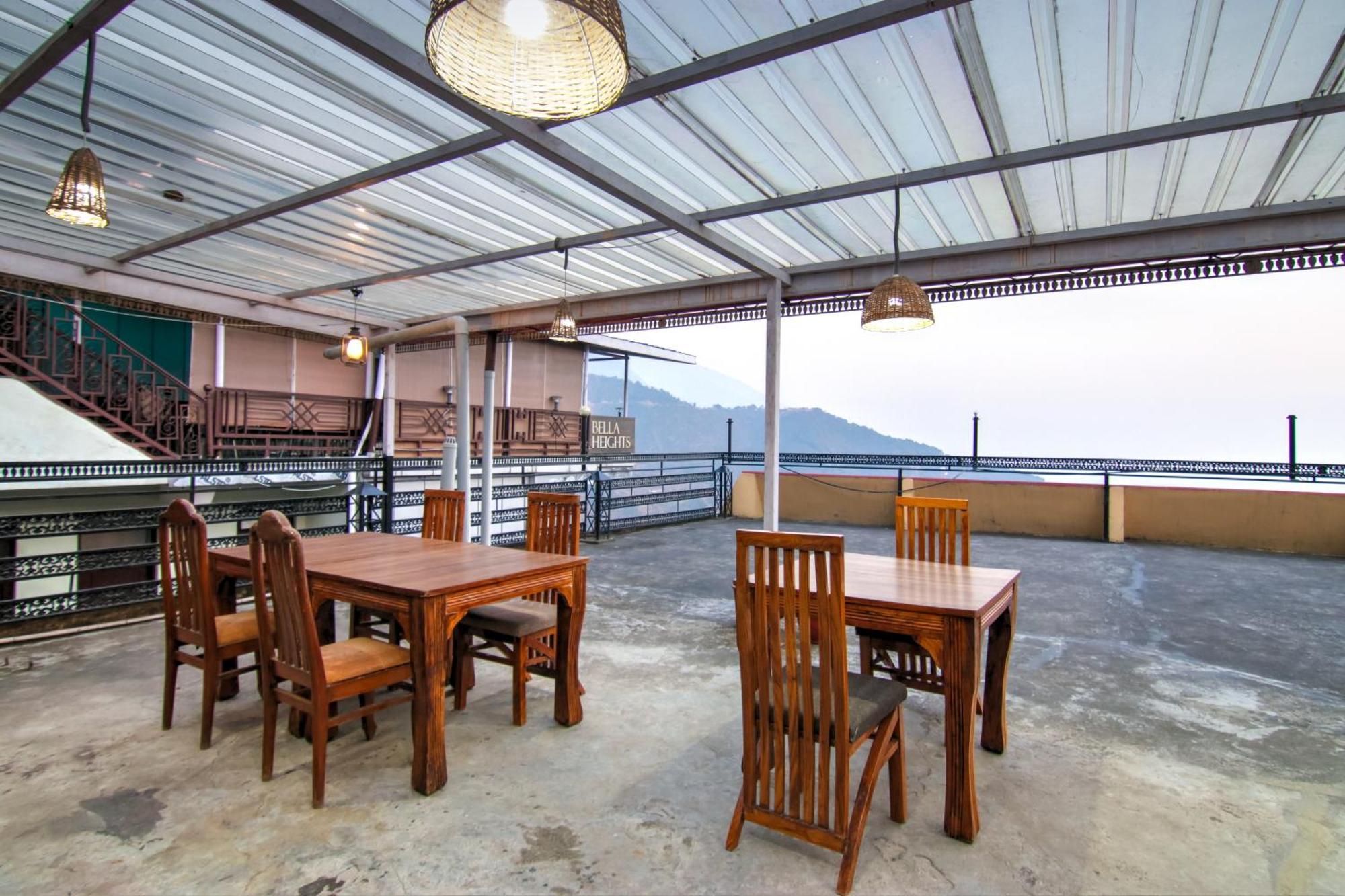 Hotel Varuni- On Mall Road, Mcleod Ganj, Dharamshala