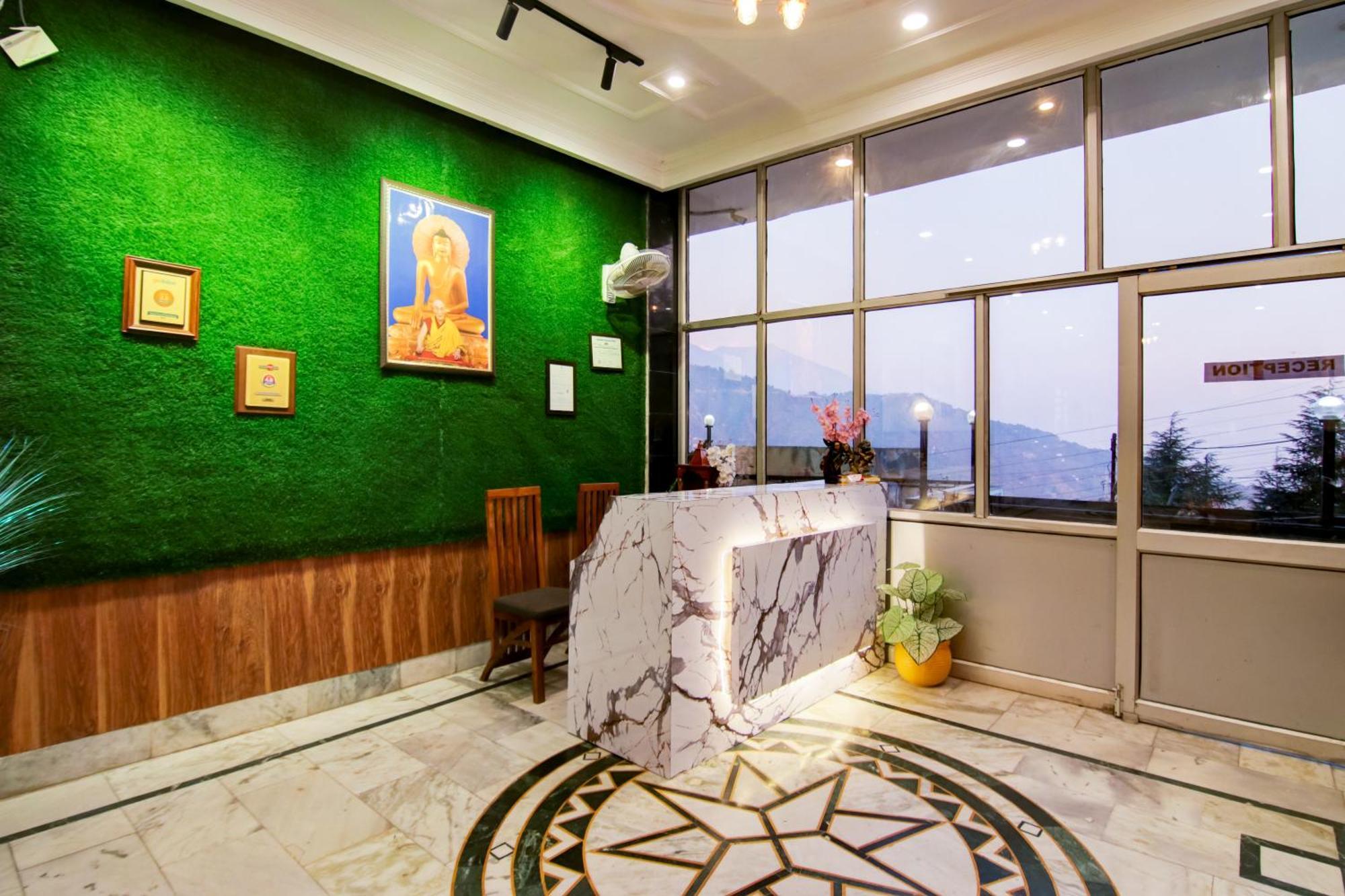 Hotel Varuni- On Mall Road, Mcleod Ganj, Dharamshala Hotel