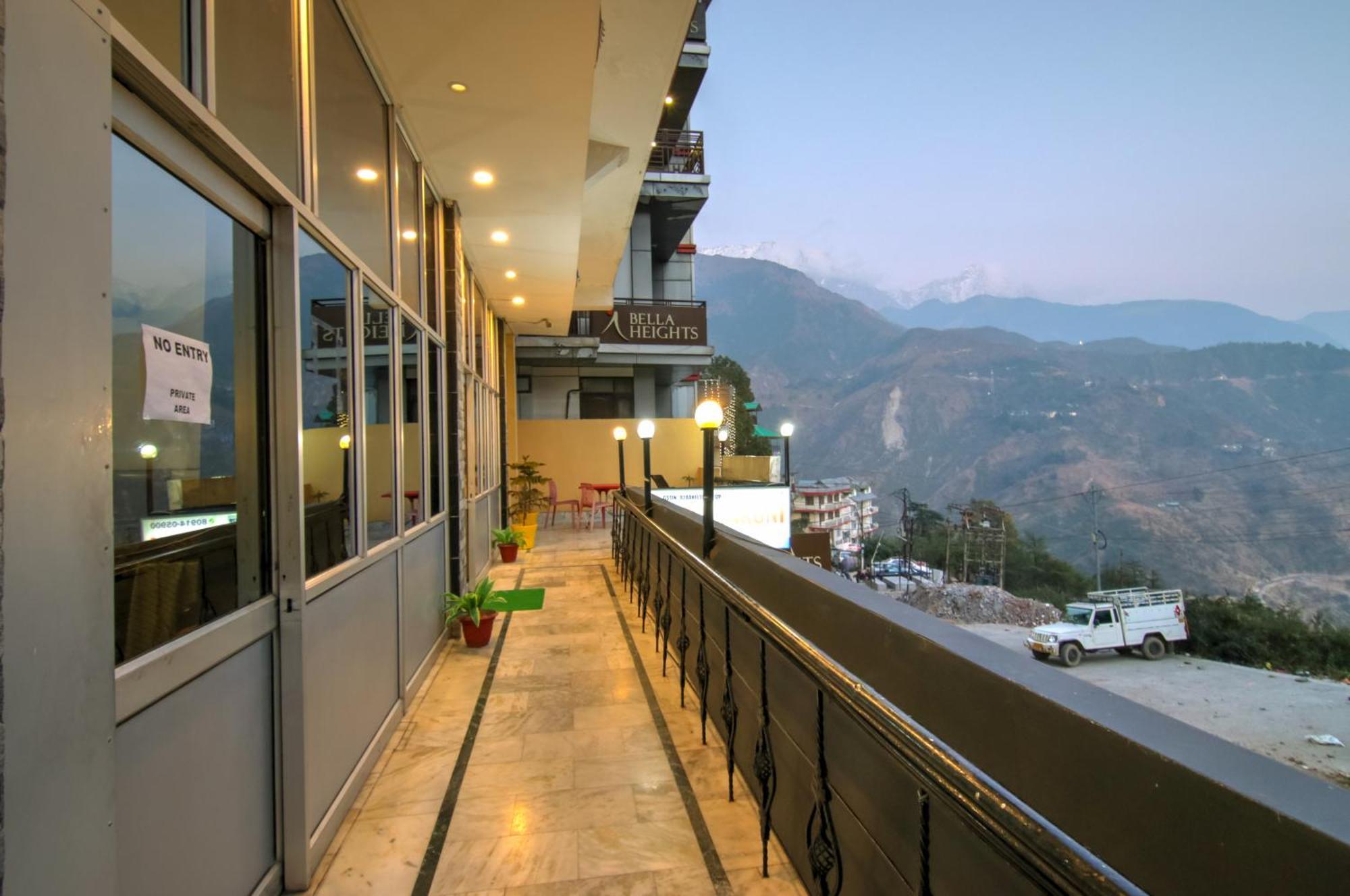 Hotel Hotel Varuni- On Mall Road, Mcleod Ganj, Dharamshala